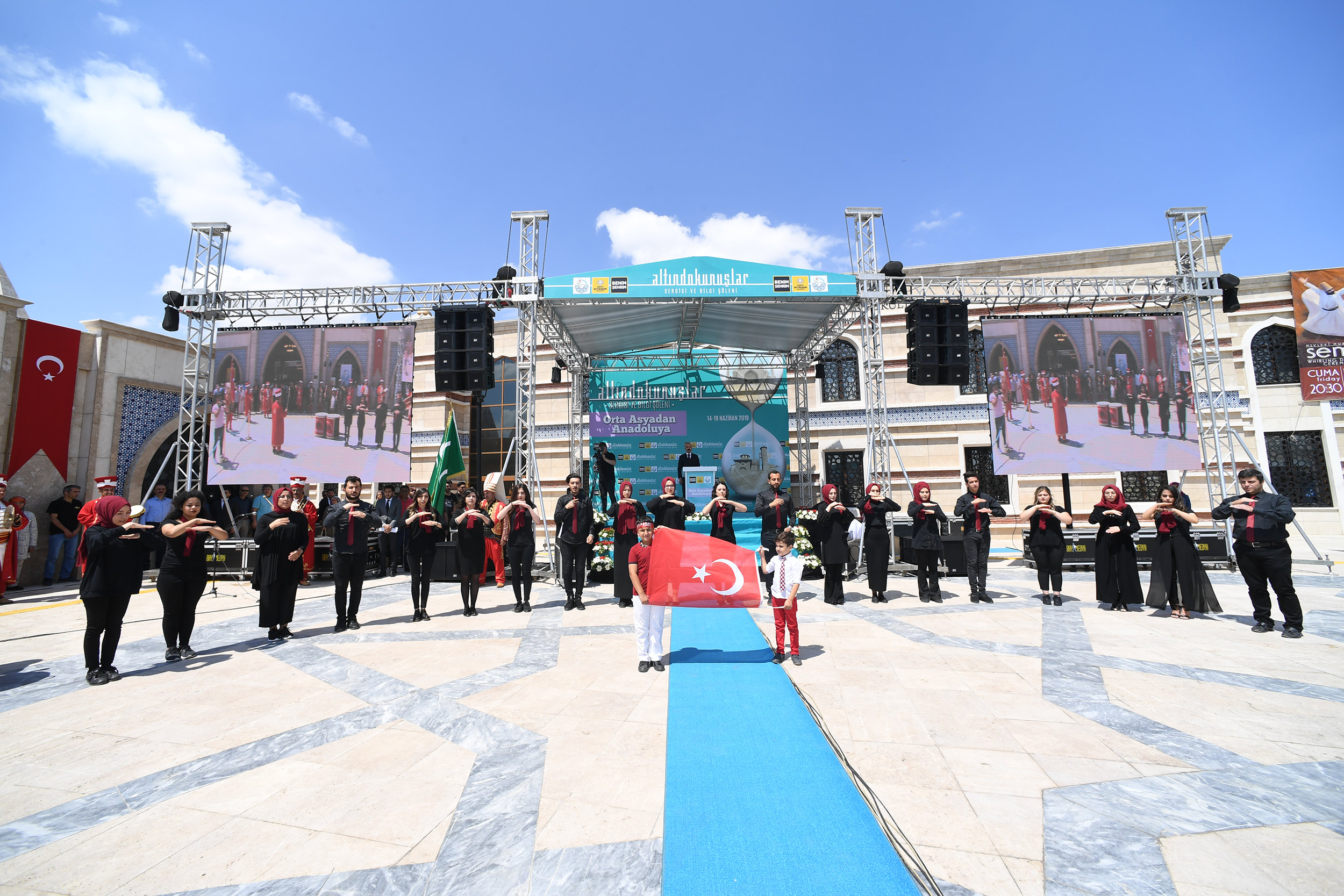 Altın Dokunuşlar Orta Asya'dan Anadoluya' Temasıyla Açıldı