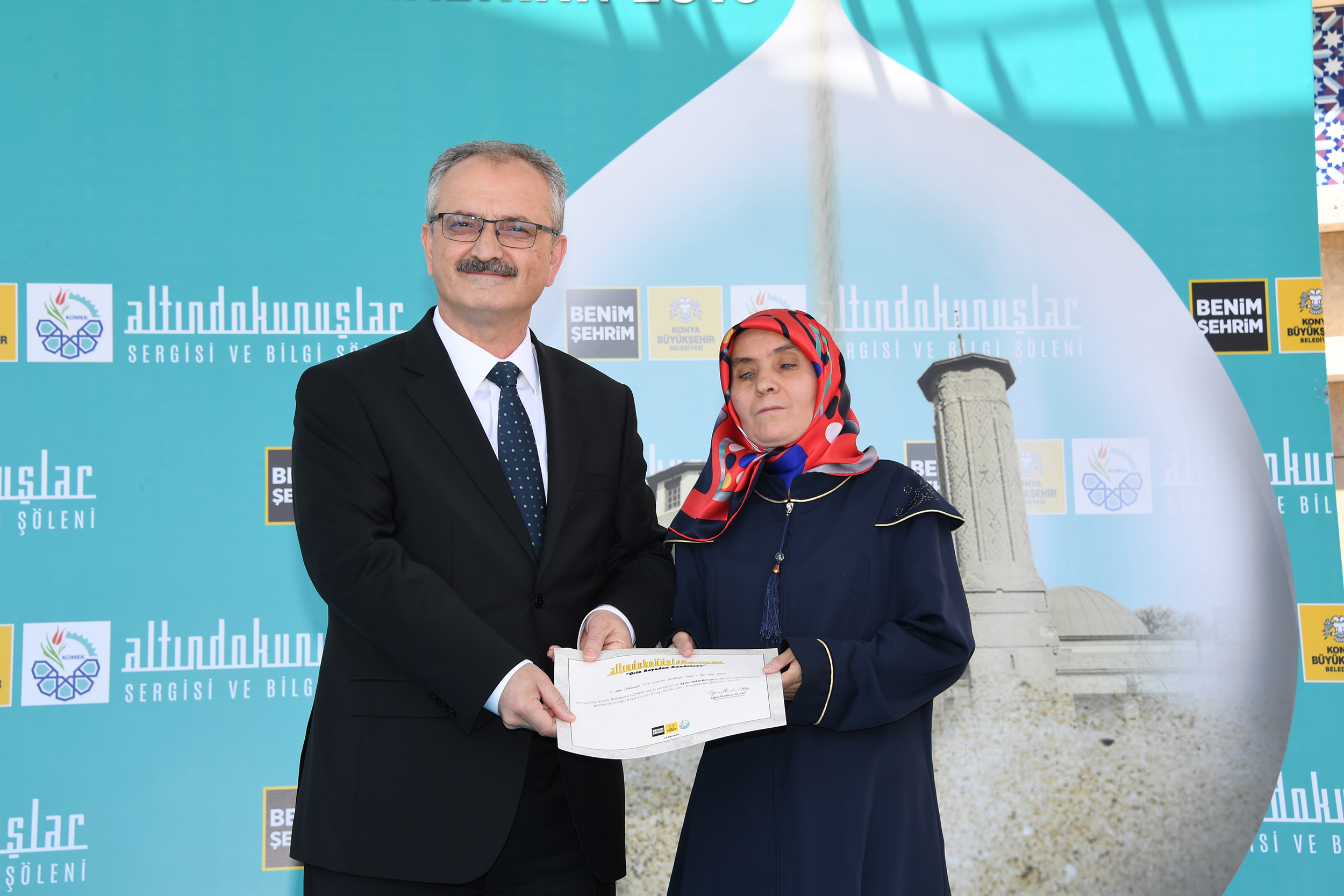 Altın Dokunuşlar Orta Asya'dan Anadoluya' Temasıyla Açıldı