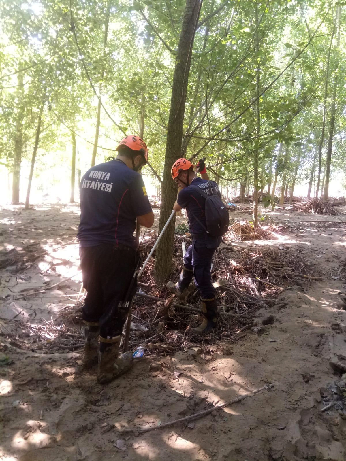 Büyükşehir Ekipleri Düzce'de Arama Çalışmalarına Katılıyor