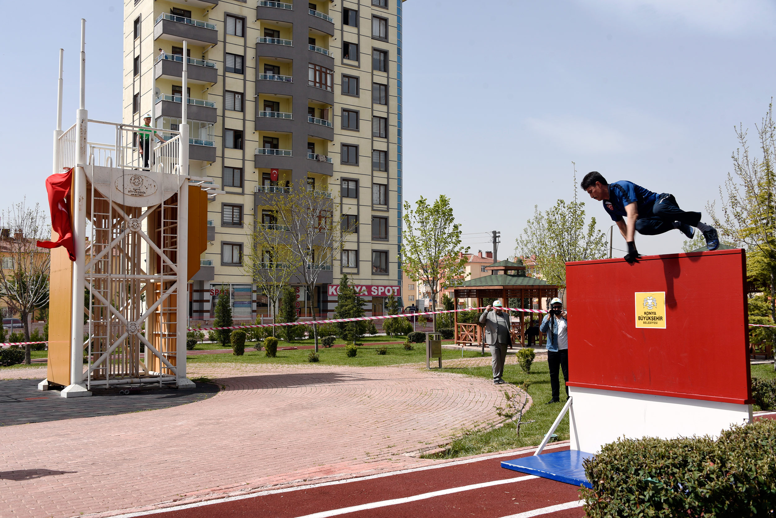 Büyükşehir'den İtfaiye Sporları Yarışması 