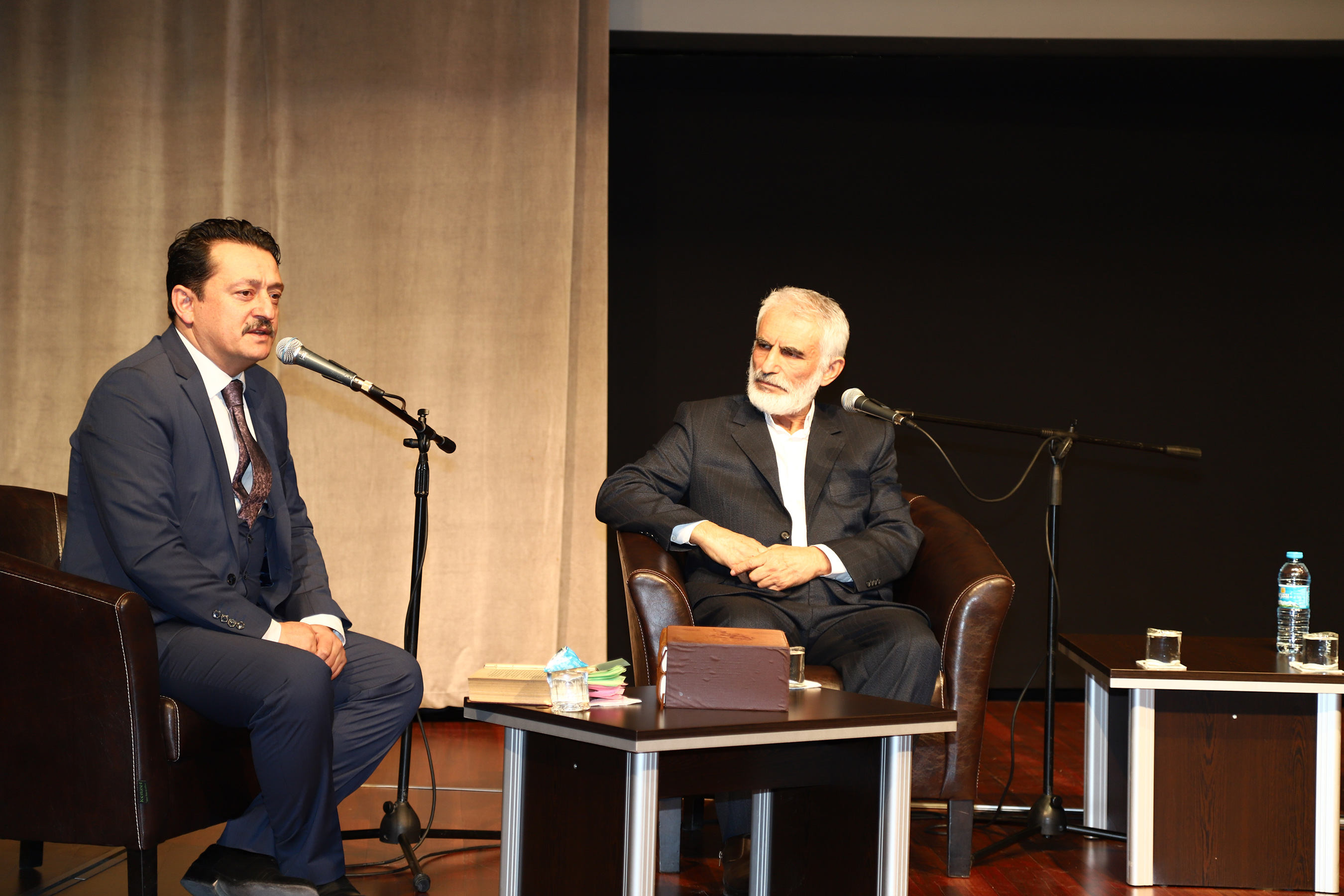 Mehmet Akif Ersoy'un Hayatı ve Hatıratı Konuşuldu