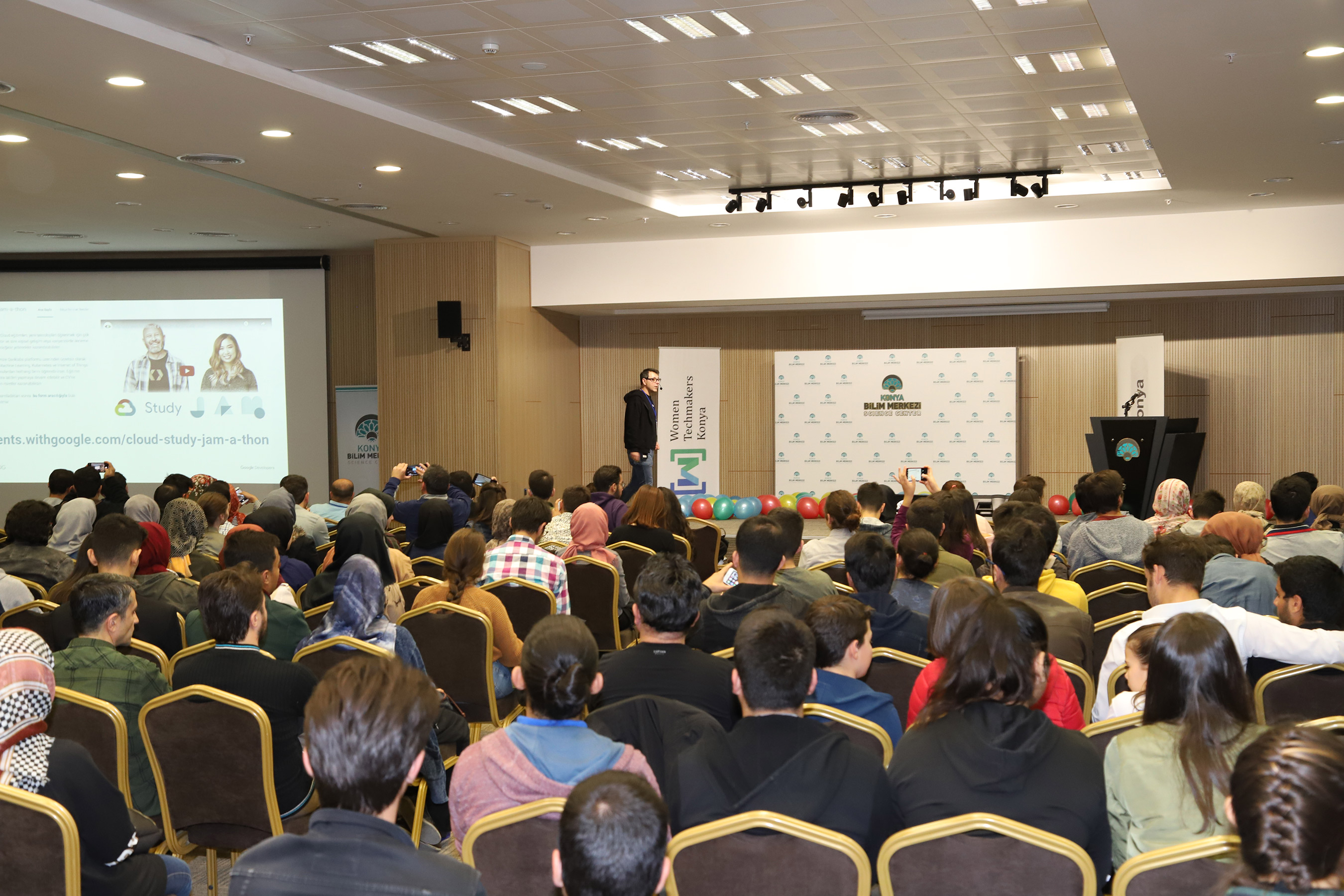 Konya Bilim Merkezi Devfest'e Ev Sahipliği Yaptı
