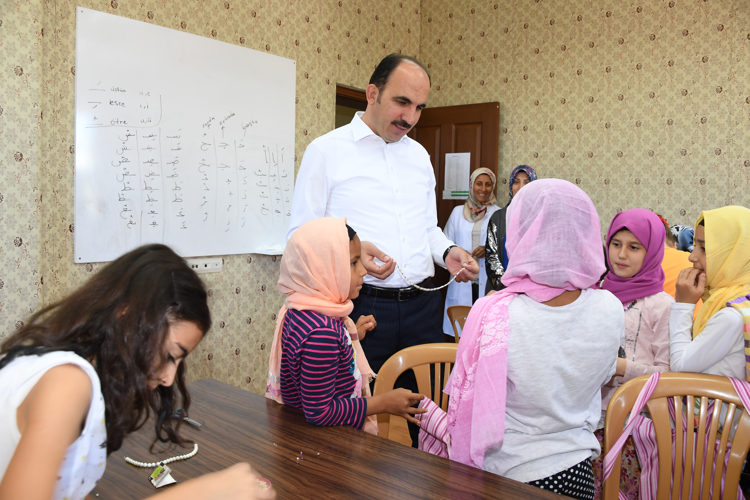 Başkan Altay Genç KOMEK Yaz Okulu Öğrencileriyle Buluştu