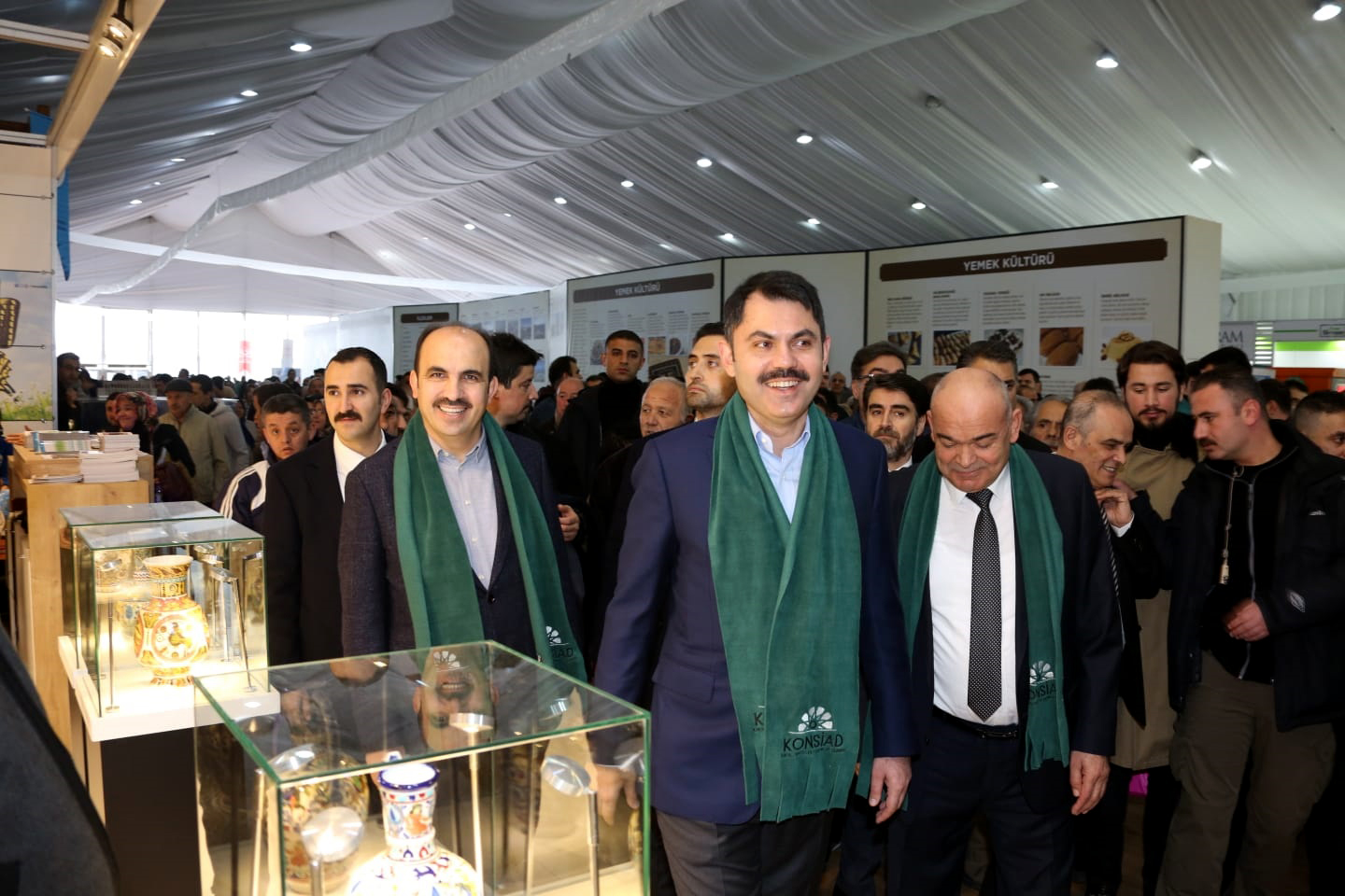 Bakan Kurum ve Başkan Altay İstanbul'daki Konyalılarla Buluştu