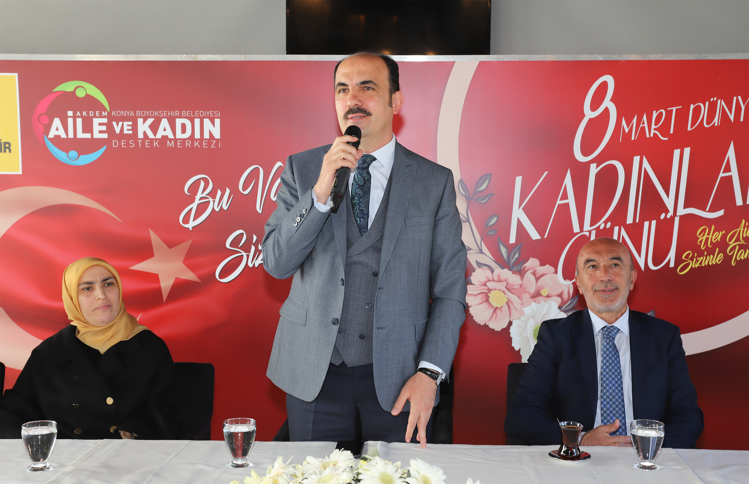 Başkan Altay Dünya Kadınlar Gününde Şehit Aileleriyle Buluştu