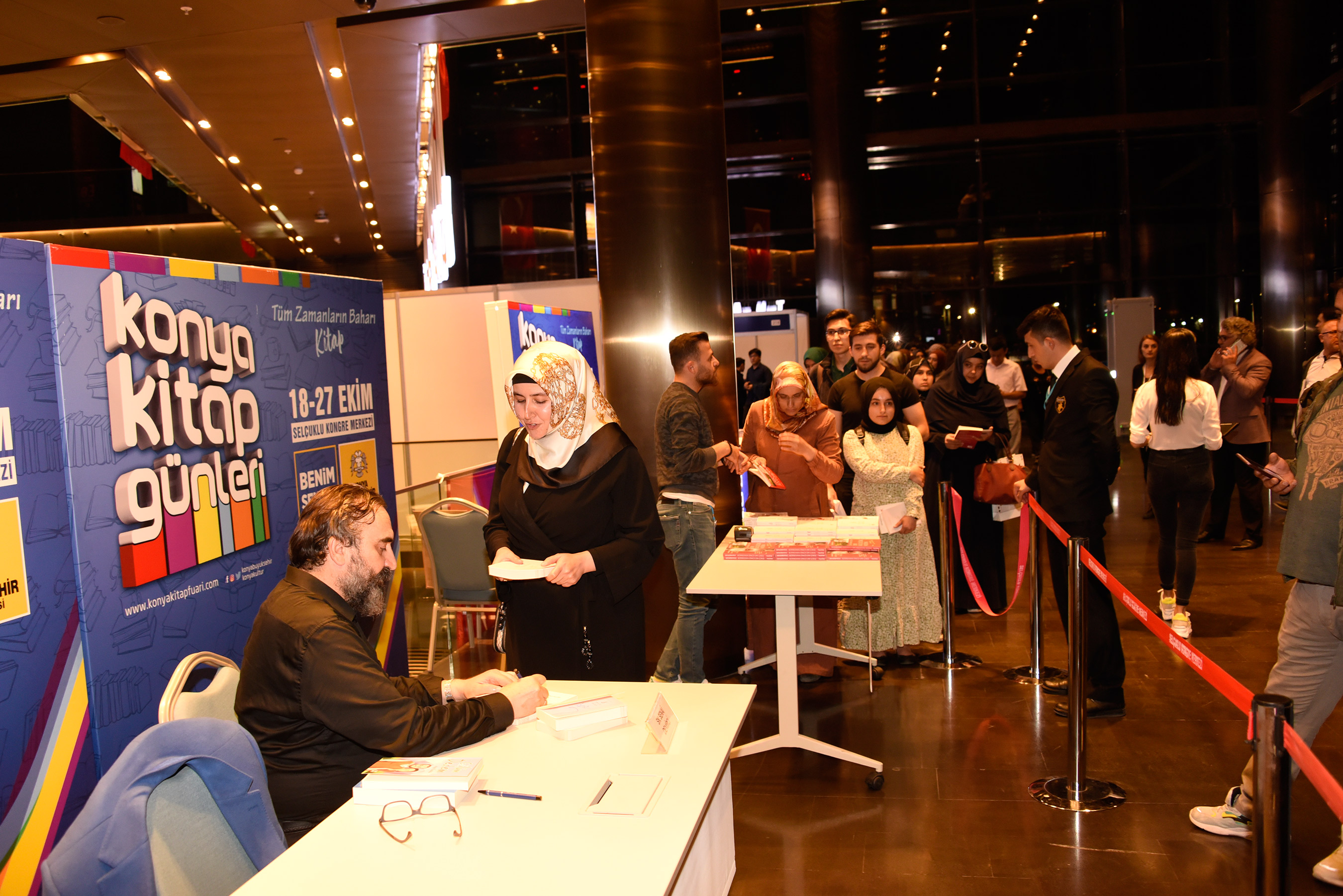 Konya Kitap Günleri Yoğun İlgi Görüyor