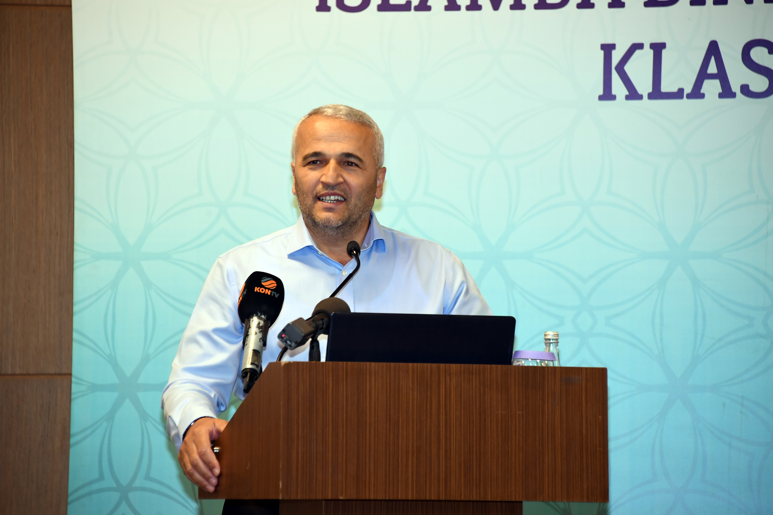 Klasik Literatür Okumaları Programı Konya'da Yapılıyor 