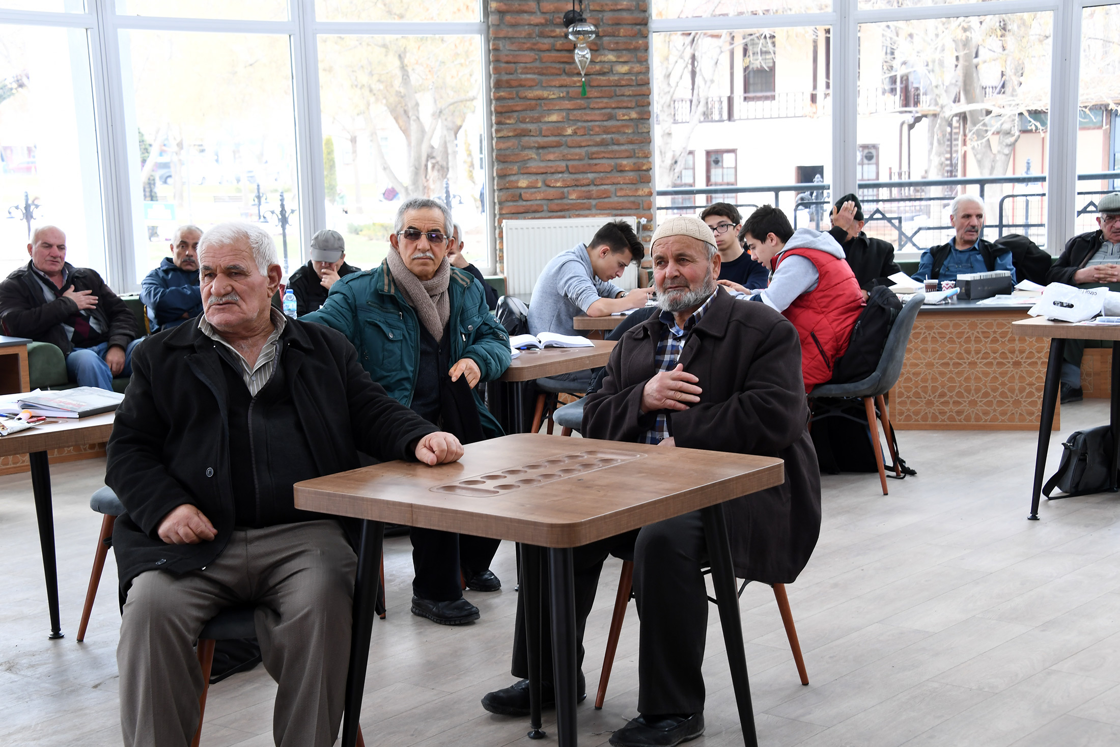 Millet Kıraathanesi Kültür Hayatına Katkı Sağlıyor