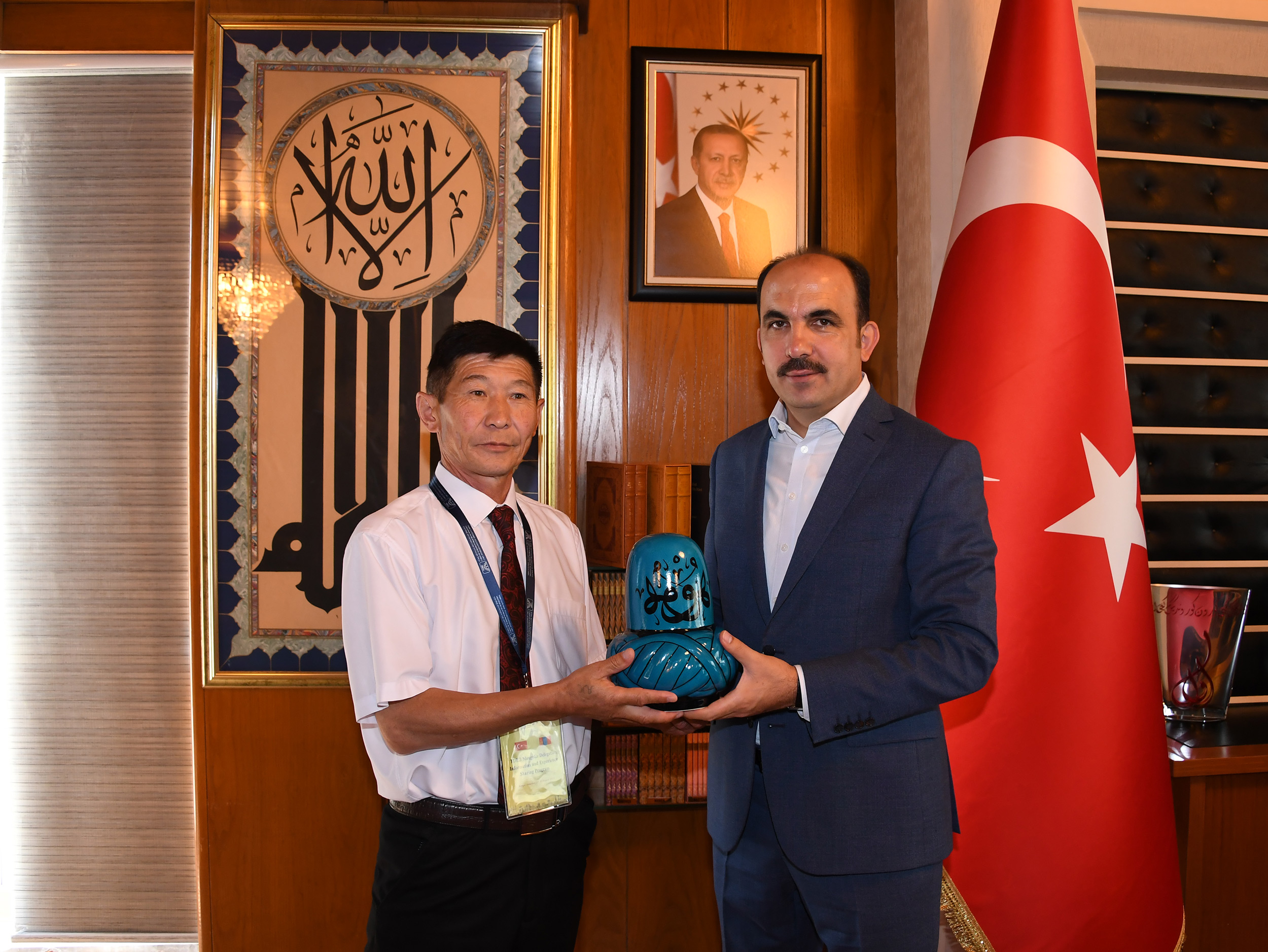 Moğolistanlı Heyetten Başkan Altay'a Ziyaret