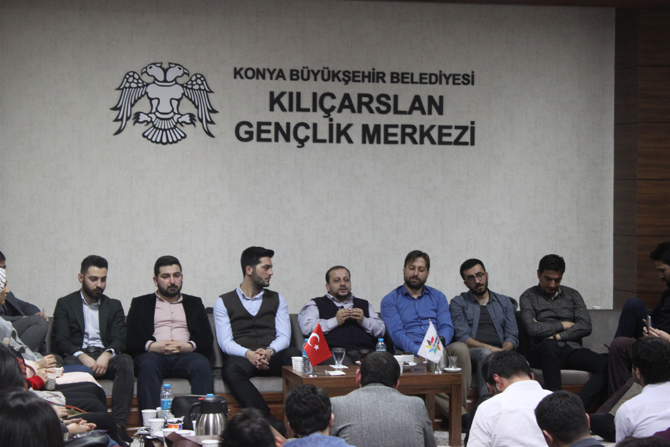 Büyükşehir Gençlik Meclisi'nde Bangsomorolu Yetimler Konuşuldu