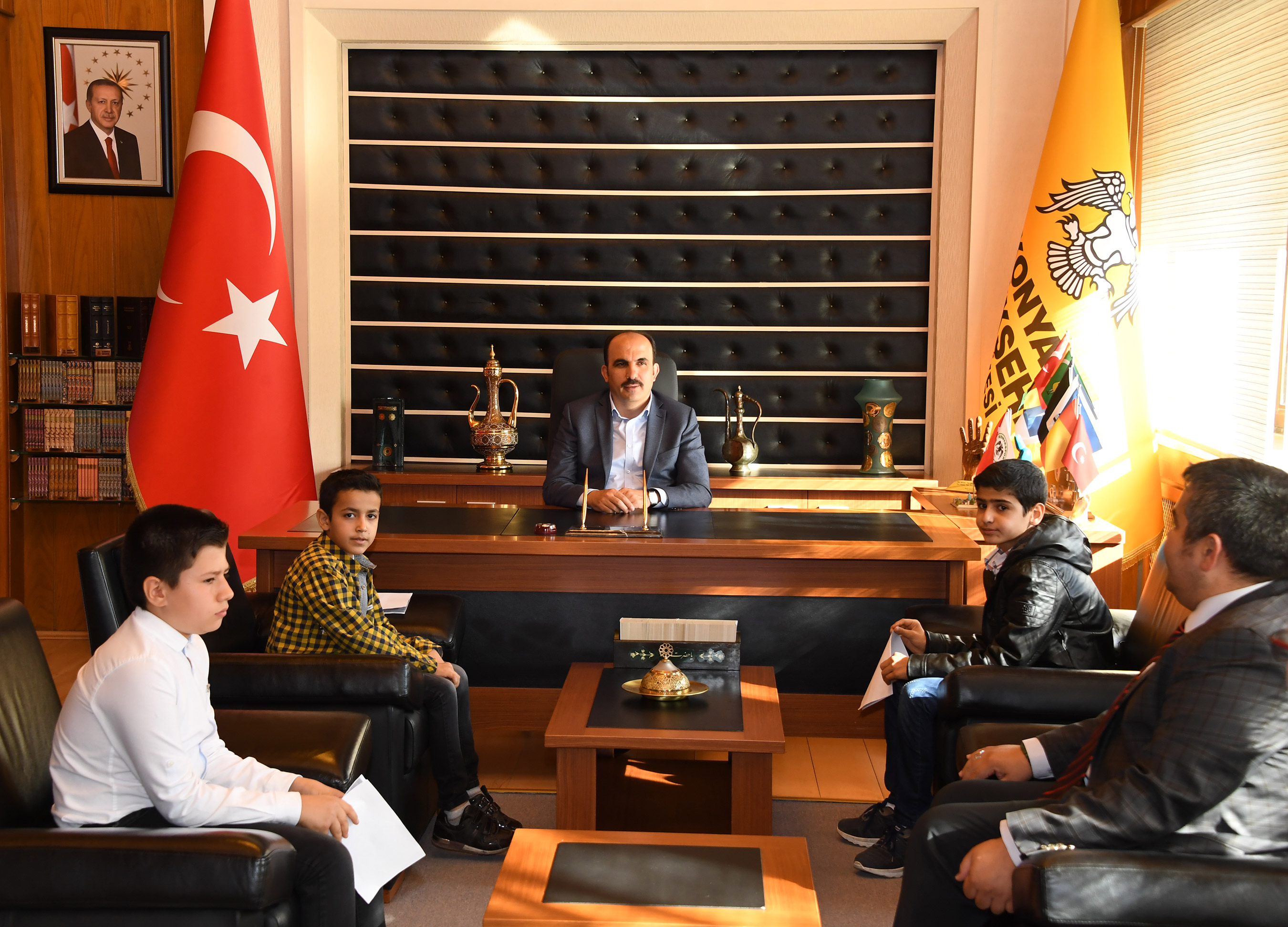 Başkan Altay Askerlerimize Mektup Yazan Öğrencilerle Buluştu