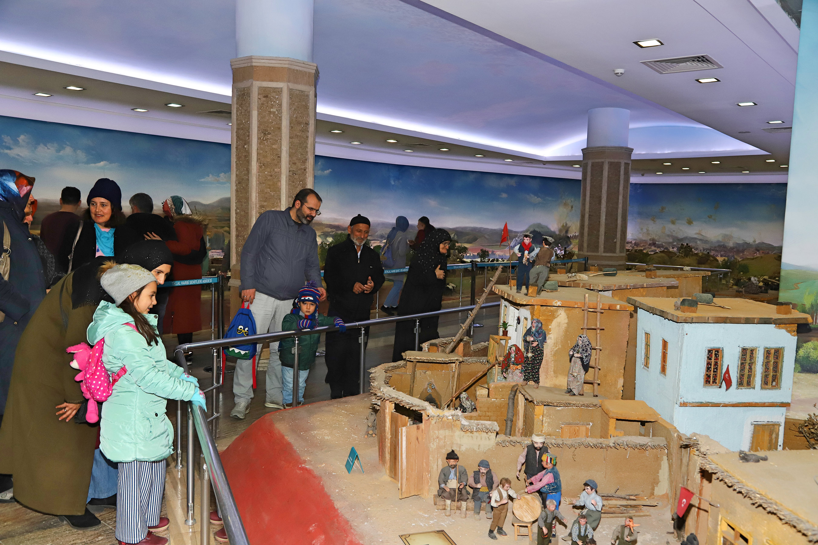 Konya Panorama ve Şehitler Abidesi Mevlana Dostlarıyla Dolup Taşıyor 