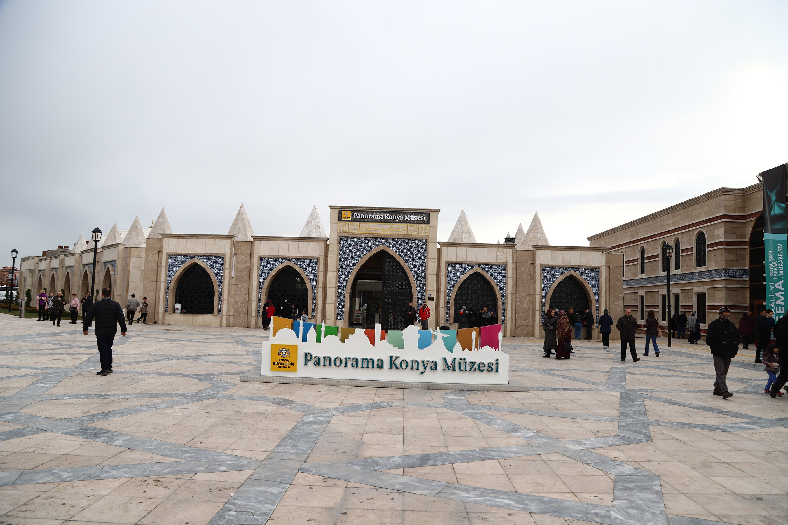 Konya Panorama ve Şehitler Abidesi Mevlana Dostlarıyla Dolup Taşıyor 