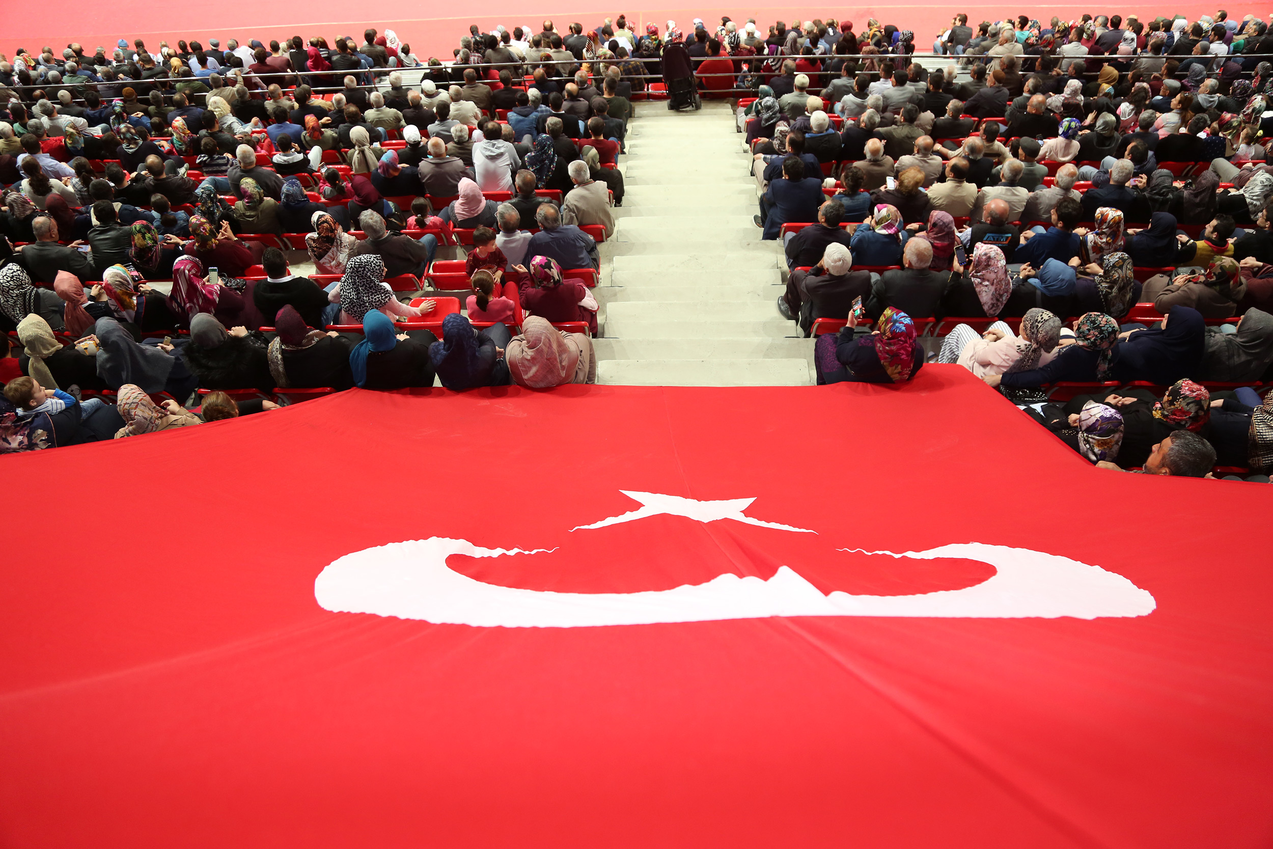 Bakan Kurum Sosyal Konutların Kuralarını Çekti