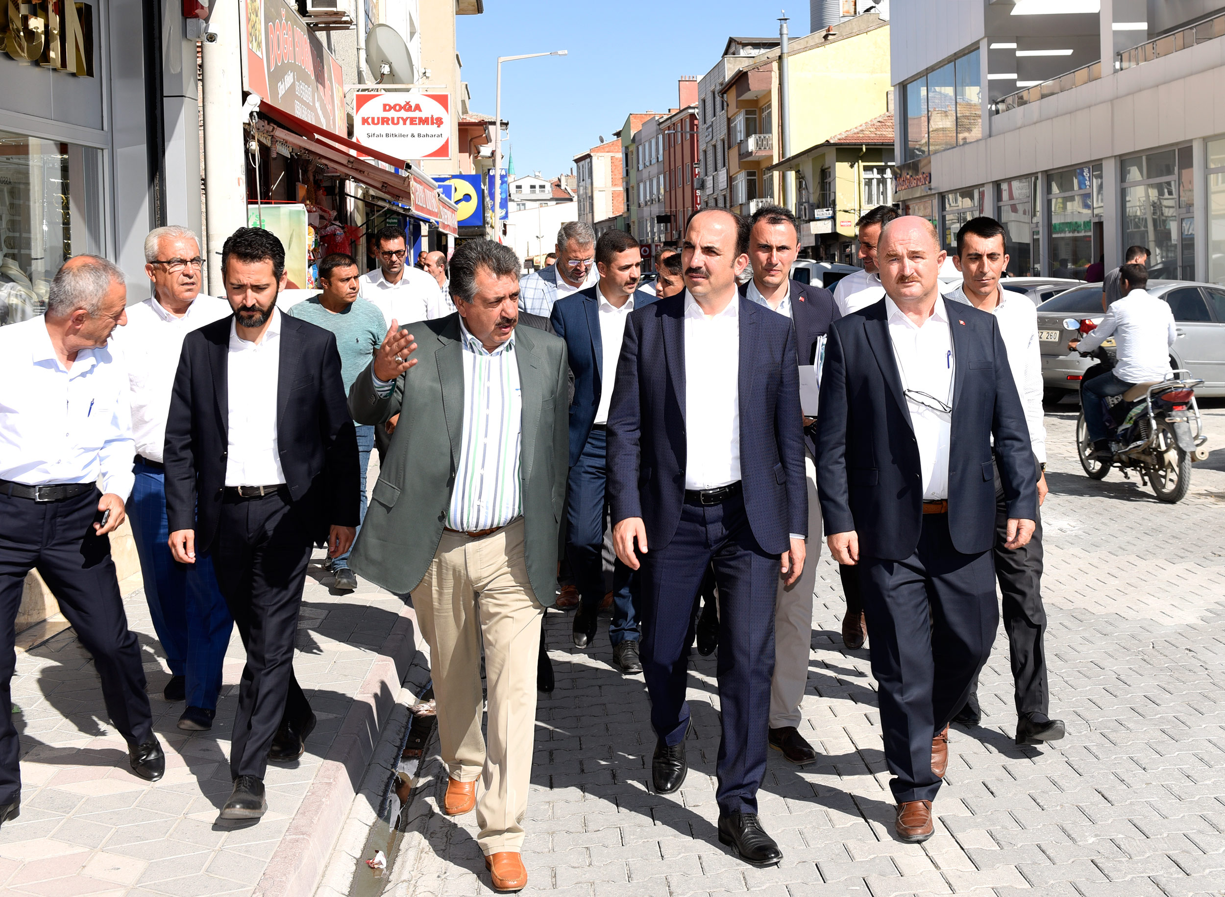Başkan Altay Cihanbeyli ve Altınekin'i Ziyaret Etti