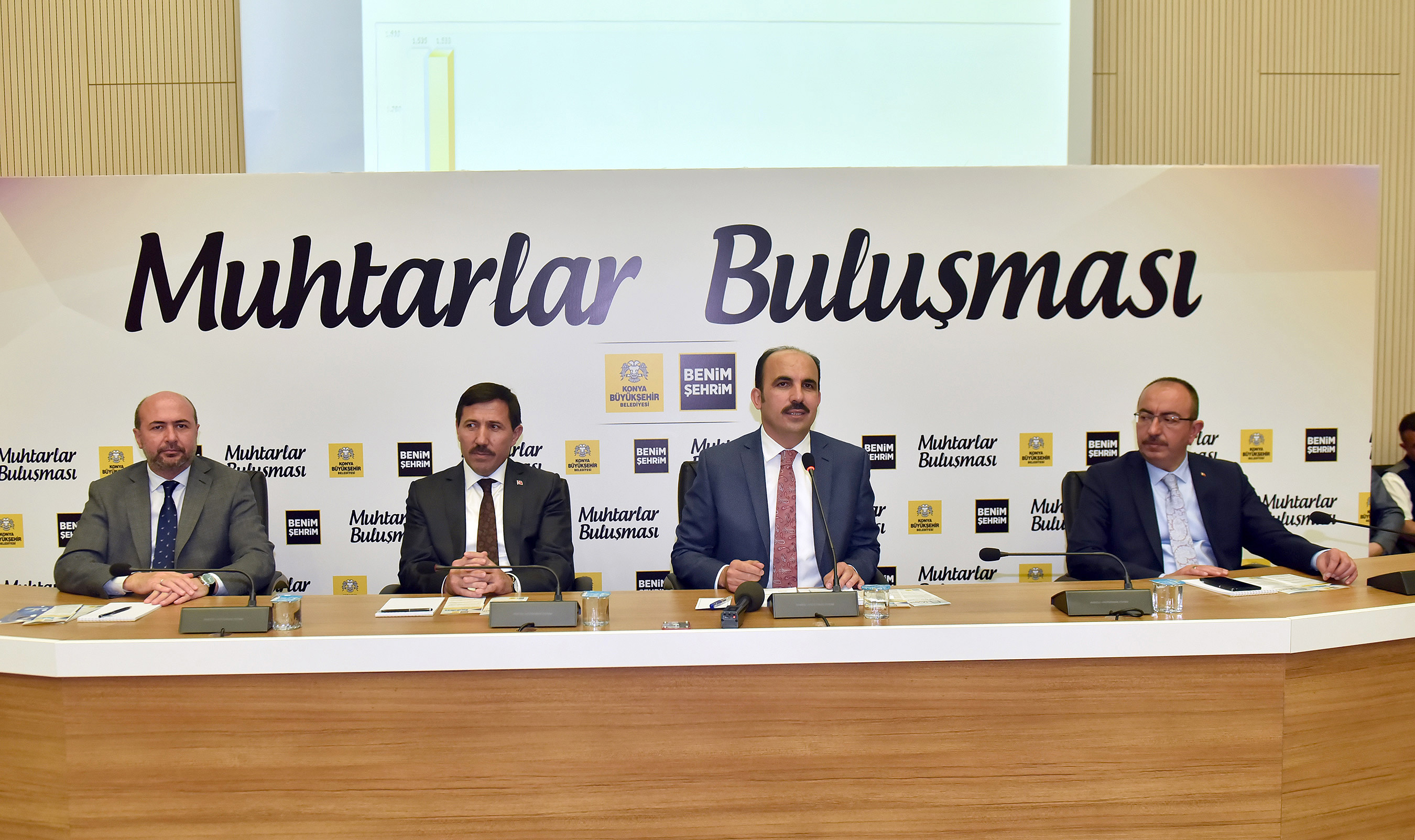 Başkan Altay, Konya Merkezdeki Muhtarlarla Buluştu