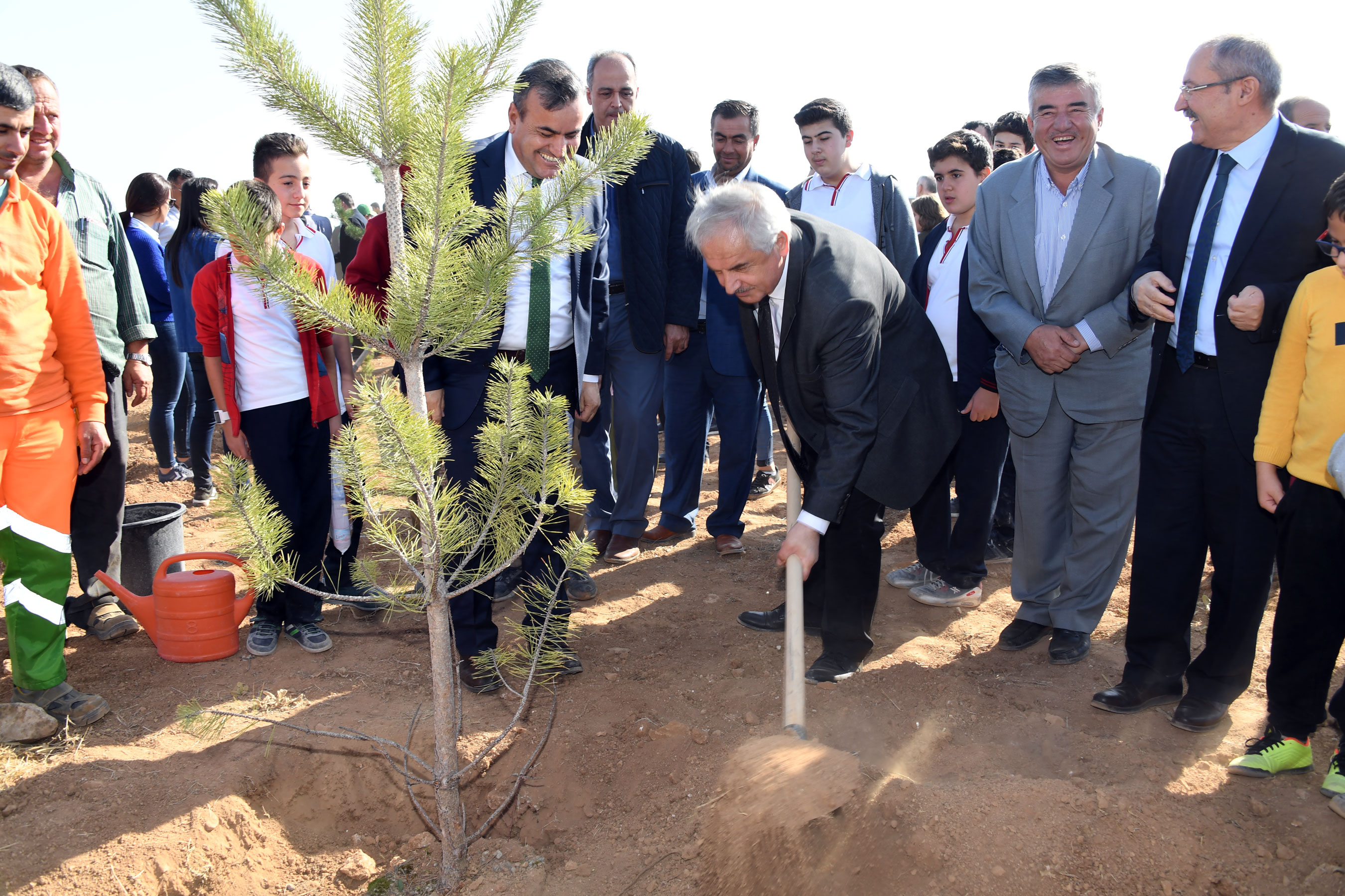 KOSKİ'DEN 'Geleceğe Nefes' İçin 42 Bin Fidan  