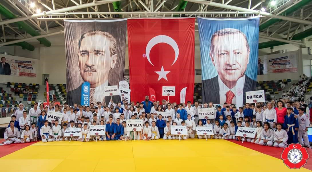 Büyükşehir Belediyesporlu Judoculardan 6 Madalya Birden