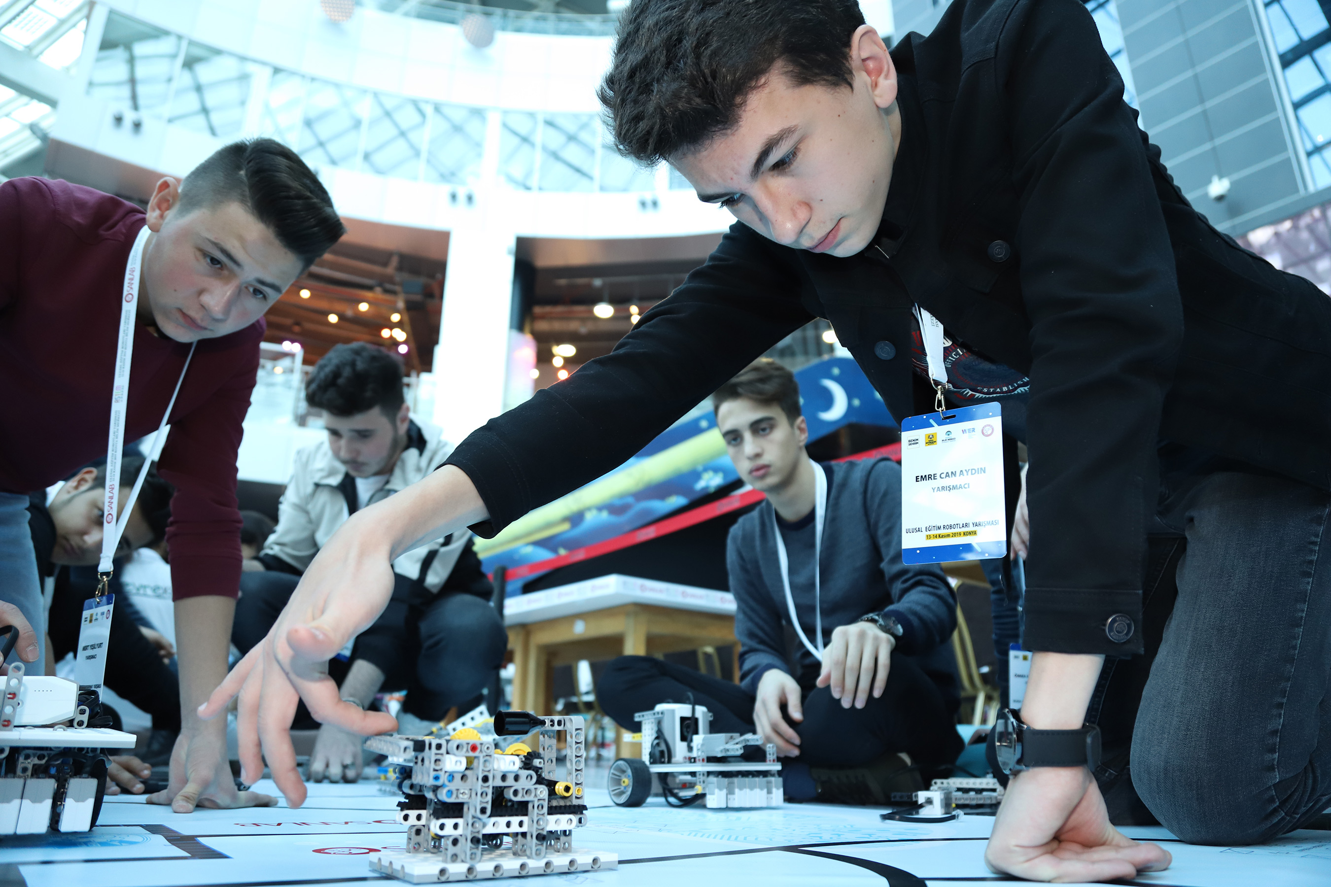 Türkiye'nin Robotları Konya Bilim Merkezi'nde Yarıştı