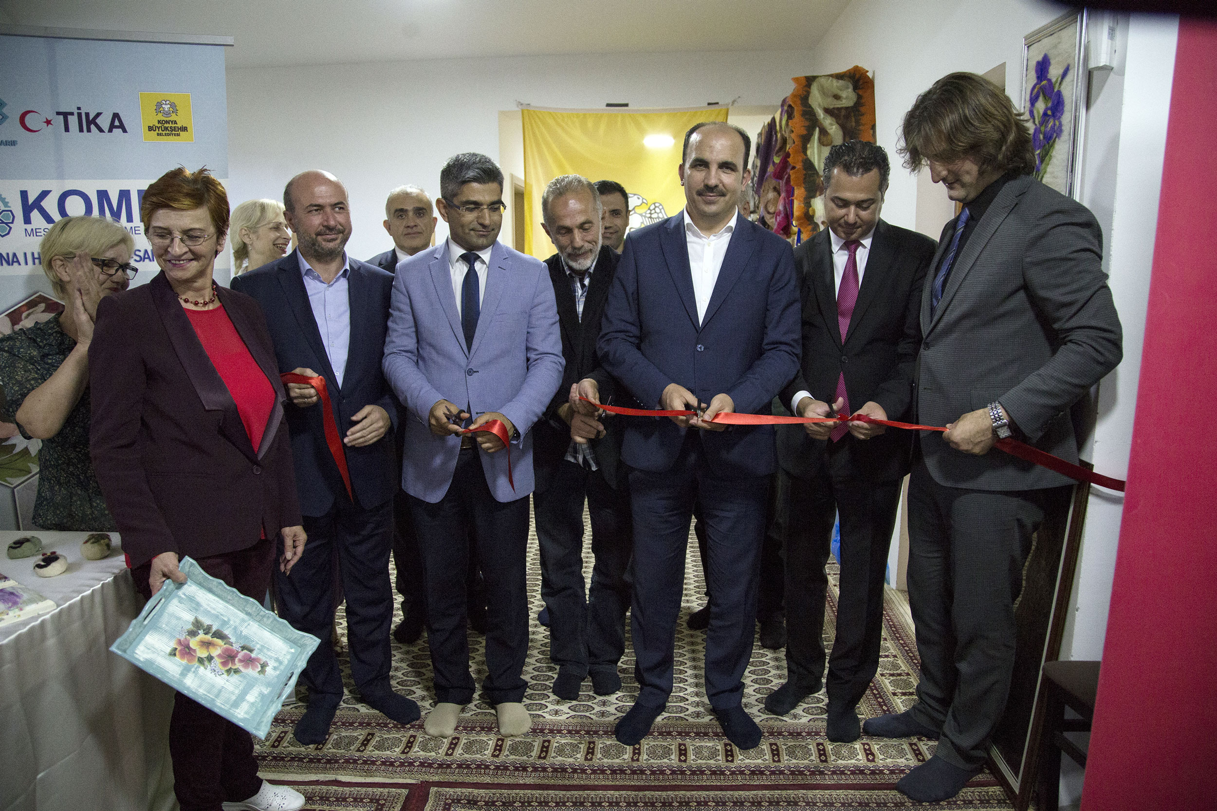 Başkan Altay Saraybosna KOMEK Sergisinin Açılışını Yaptı