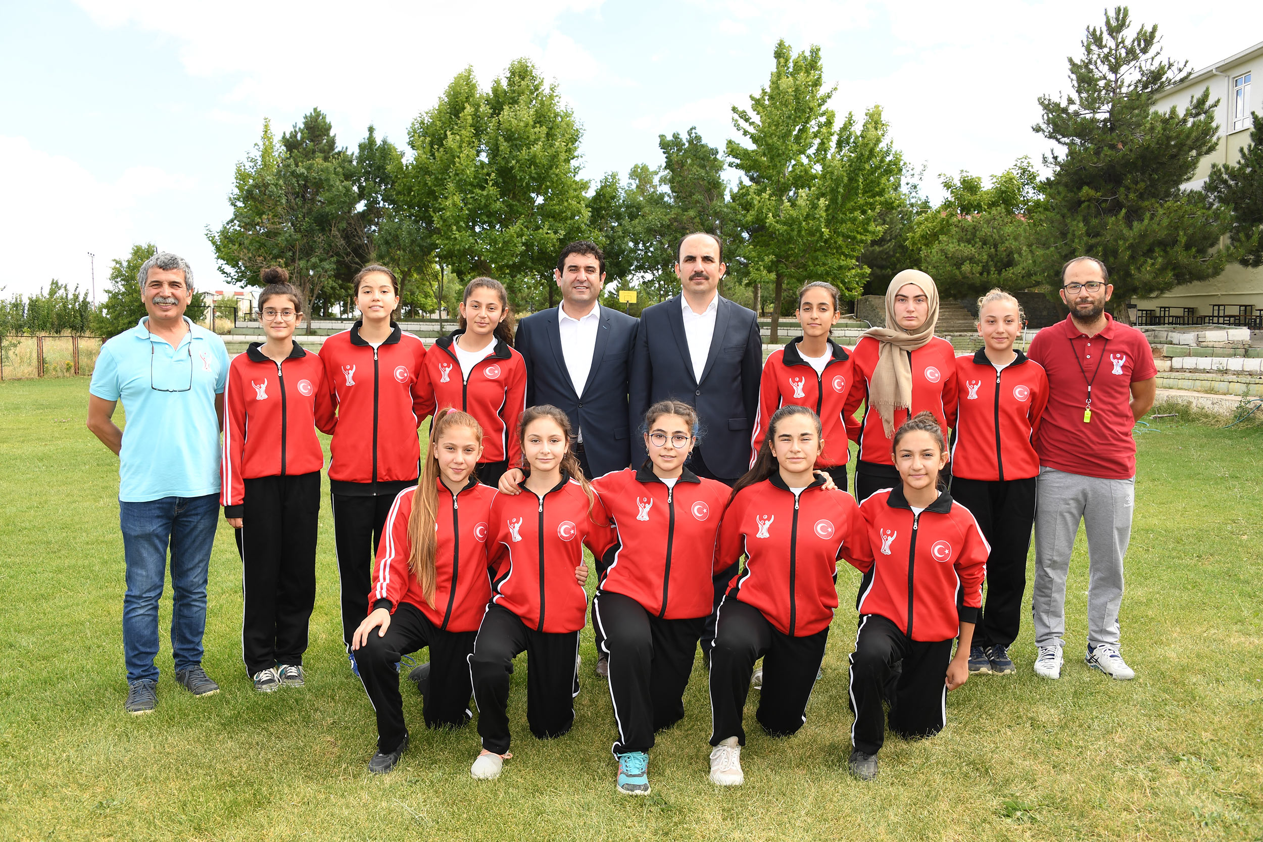 Başkan Altay Yaz Spor Okulu Öğrencileriyle Buluştu