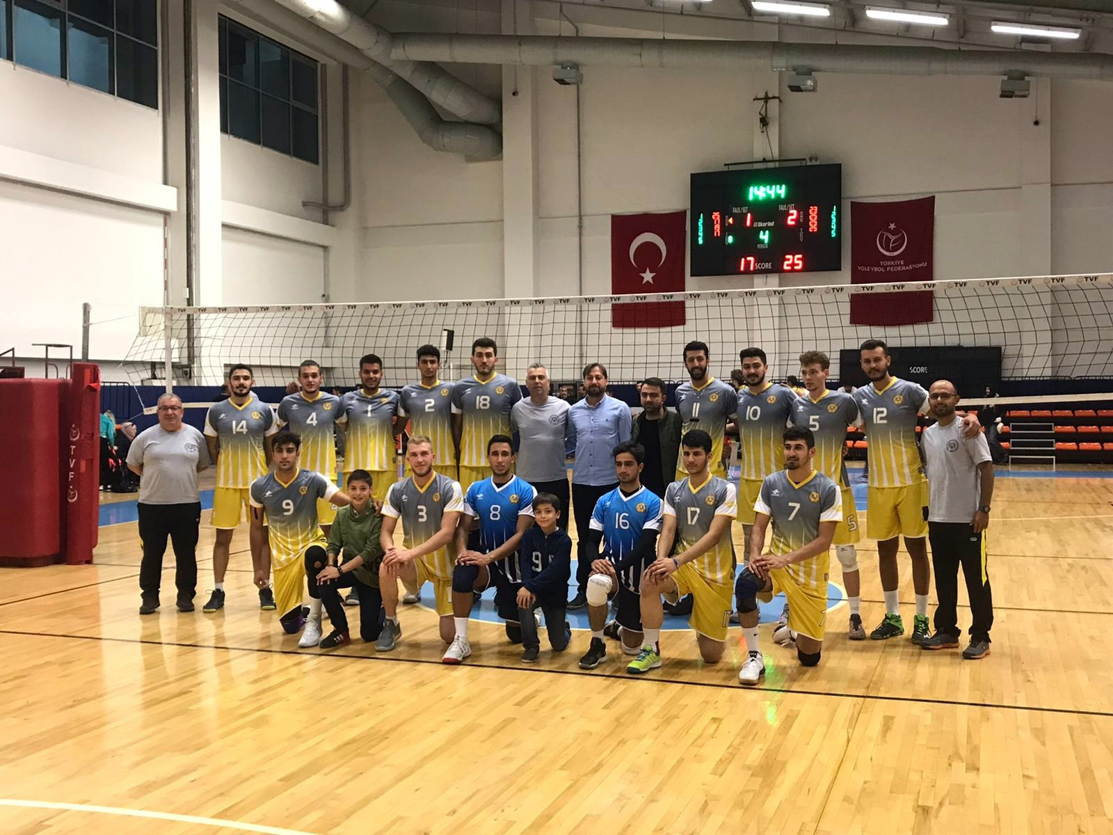 Voleybol Takımımız Sezona Galibiyetle Başladı