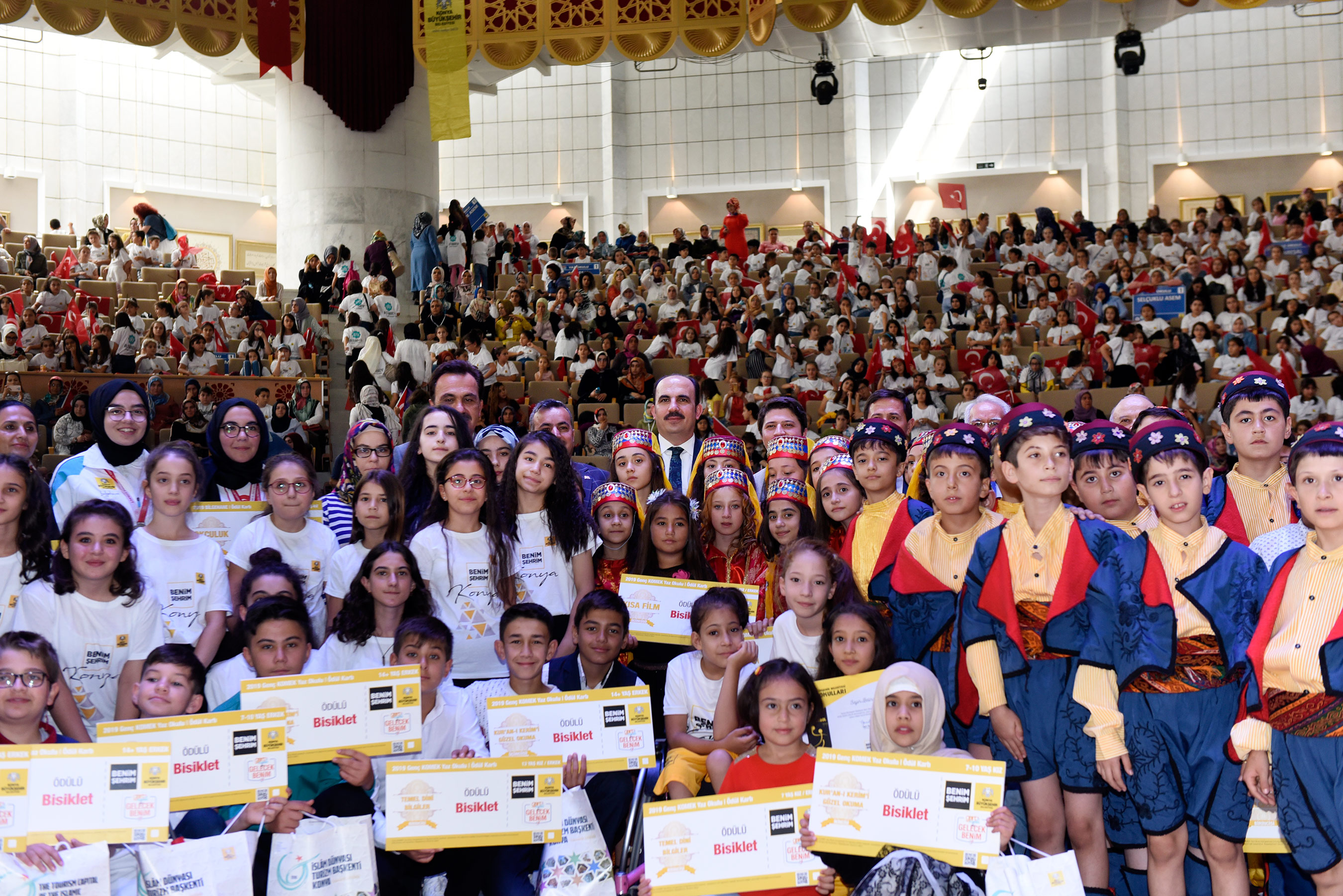Büyükşehir Yaz Okullarından Coşkulu Final 