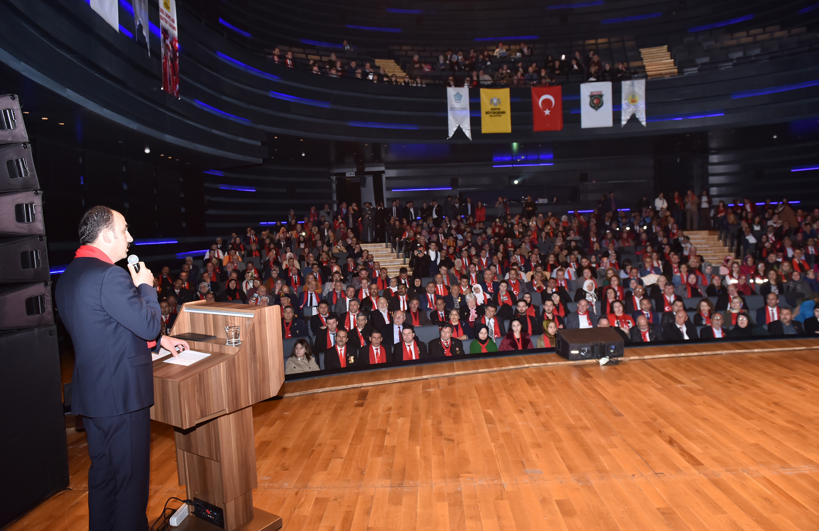 Kadınlar Günü'nde En Anlamlı Program