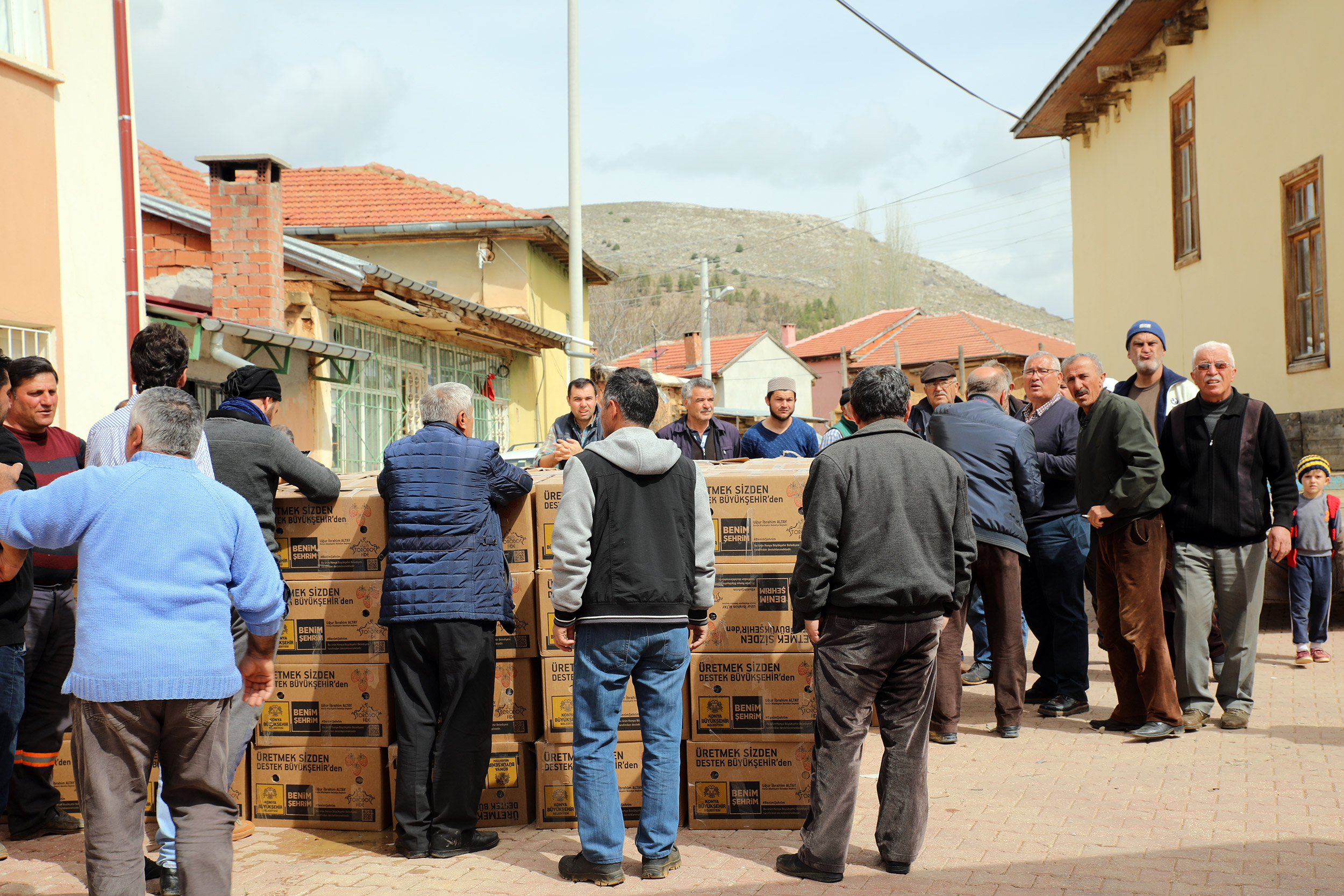Büyükşehir'den Çilek Üreticisine Büyük Destek 