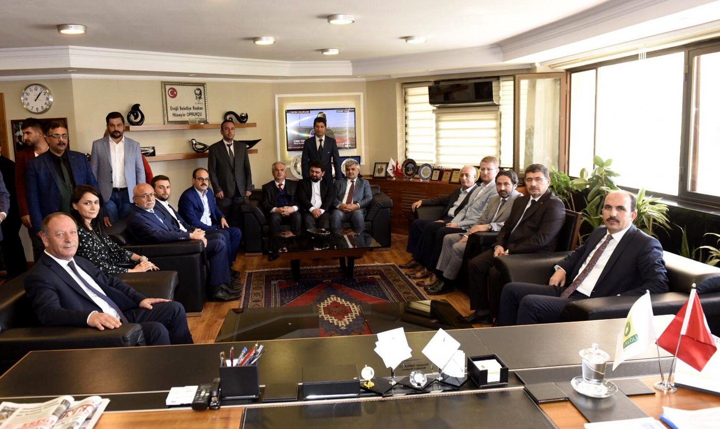'Büyükşehir Olarak Her Zaman İlçelerimizin Yanındayız'