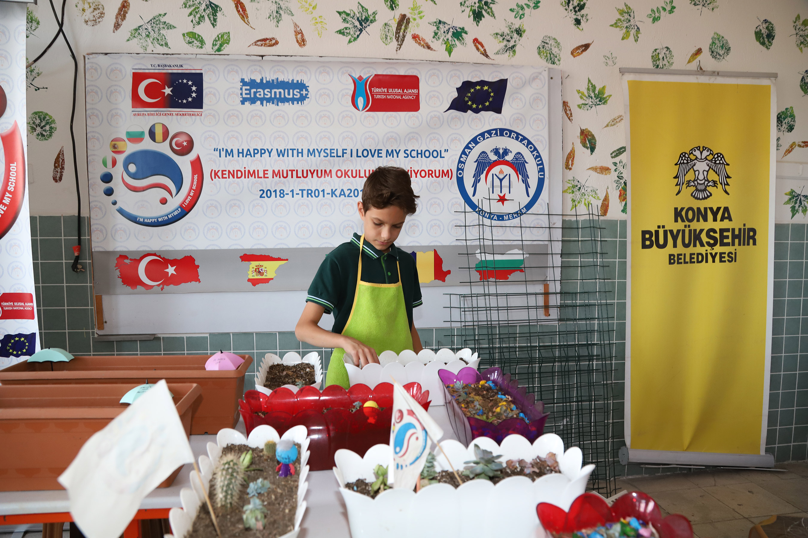 Büyükşehir'den 'Kendimle Mutluyum Okulumu Seviyorum Projesi'