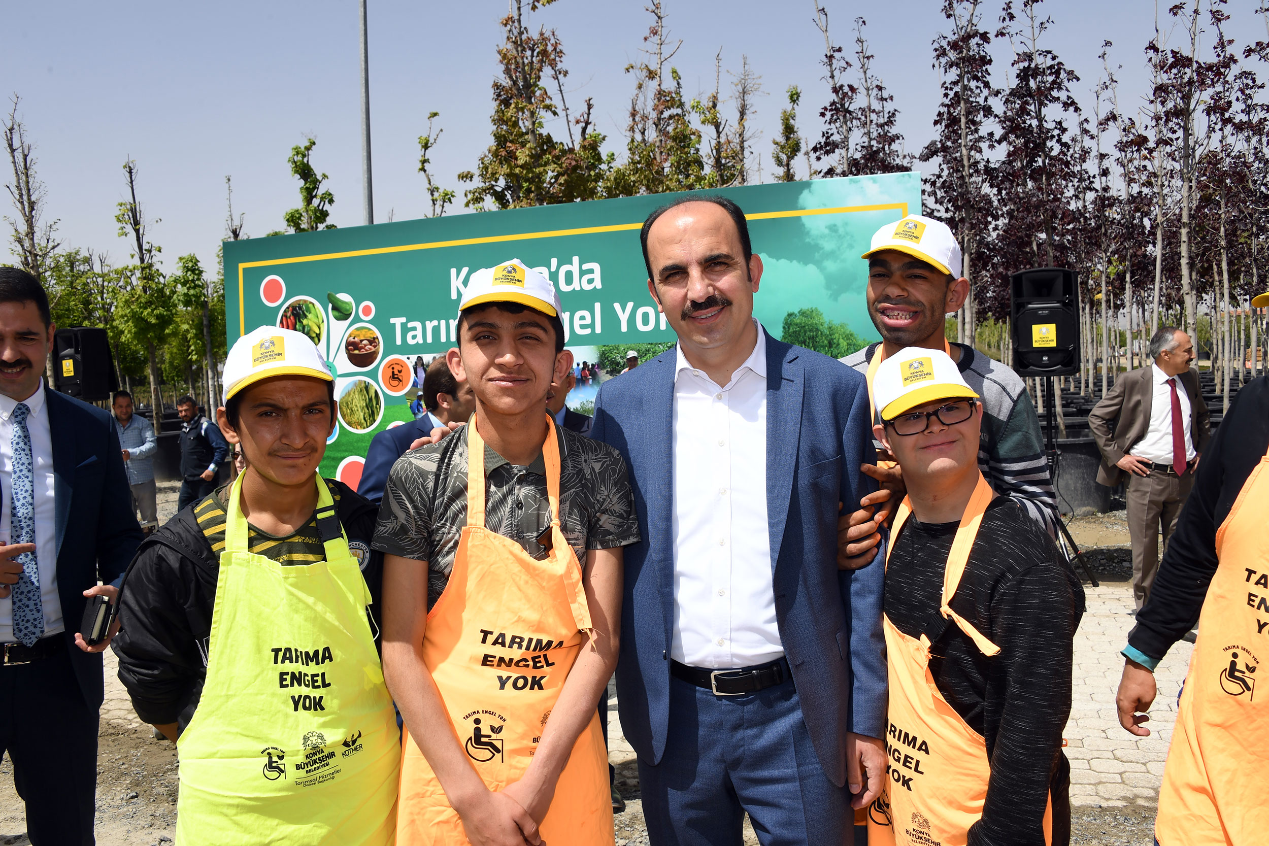 Başkan Altay, Özel Öğrencilerle Fide Dikti
