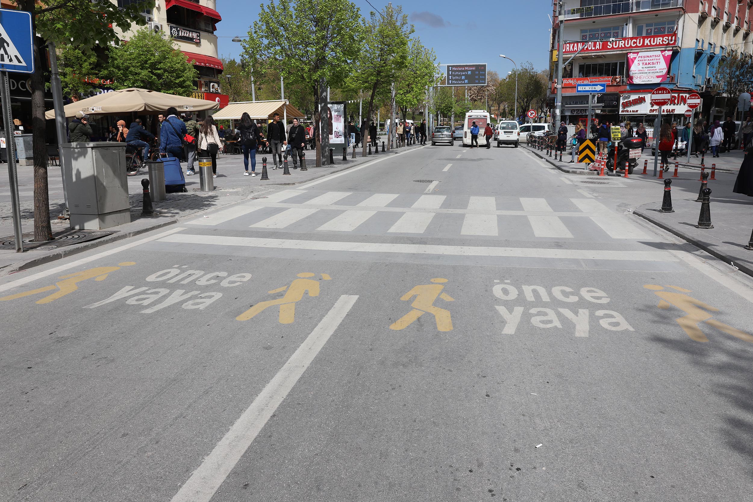 Büyükşehir'den Yaya Öncelikli Zemin Uygulaması