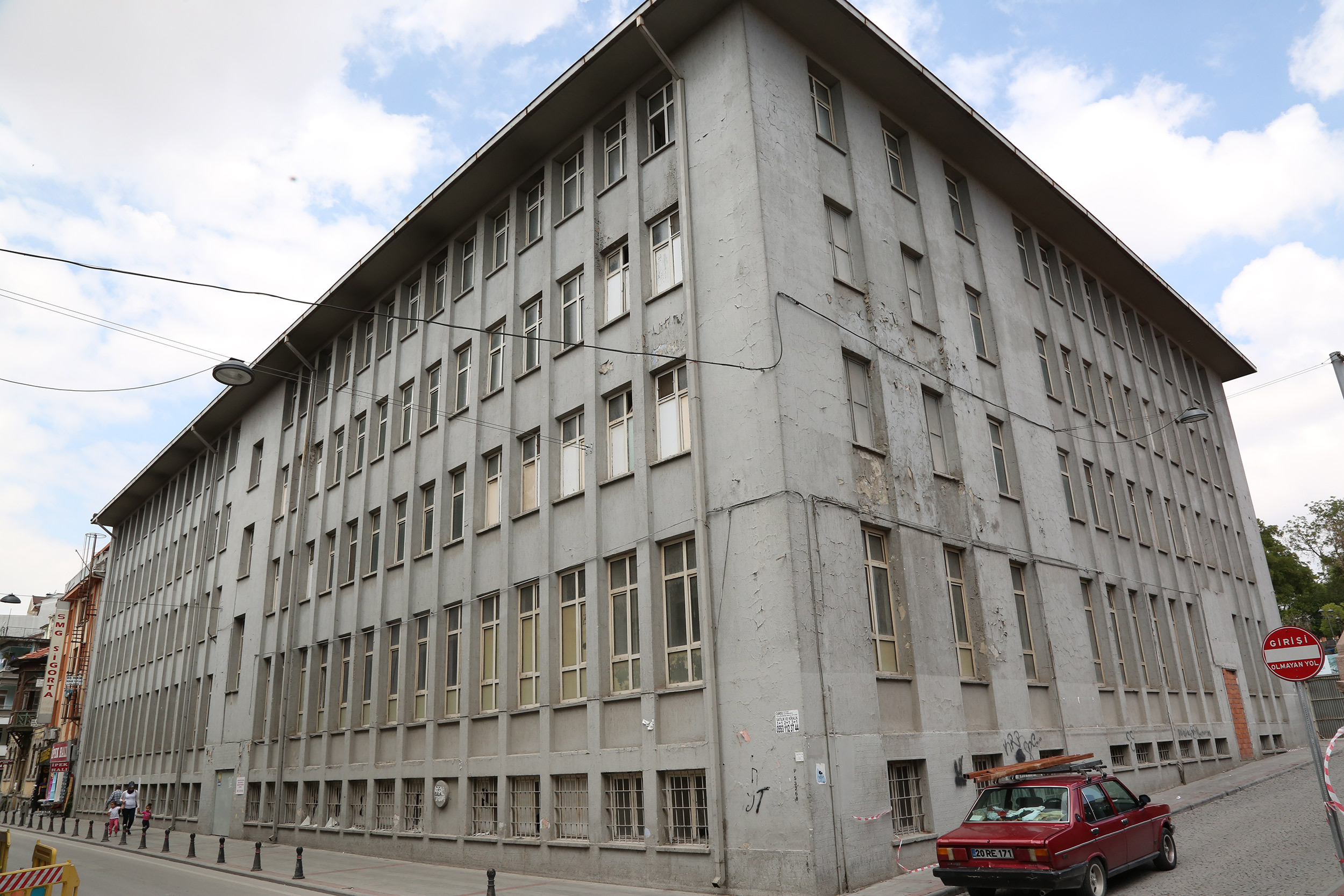 Büyükşehir Sorunlu Alanları Çözüme Kavuşturuyor 