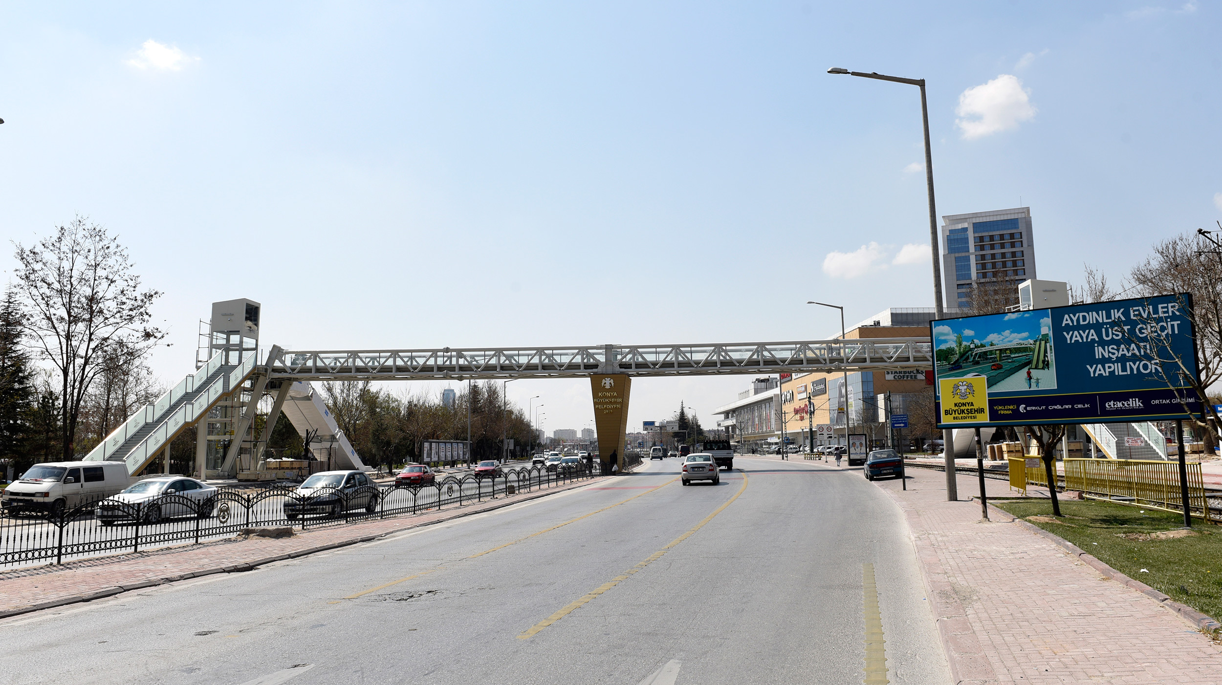 Yeni Yaya Üst Geçitleri Hizmete Girdi