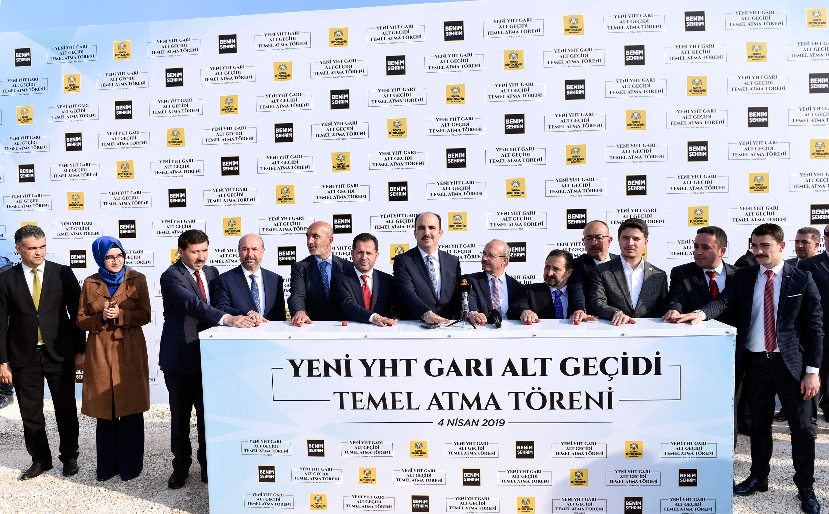 Başkan Altay Mazbatayı Aldığı Gün Alt Geçit Temeli Attı