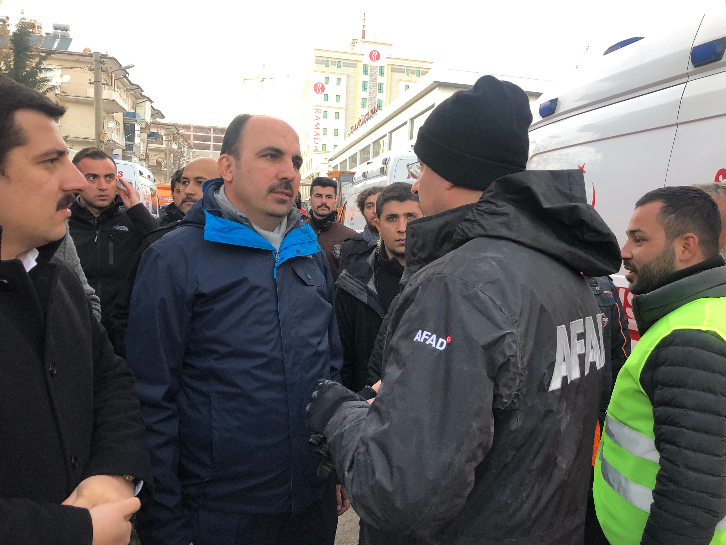 Başkan Altay Deprem Bölgesini Ziyaret Etti