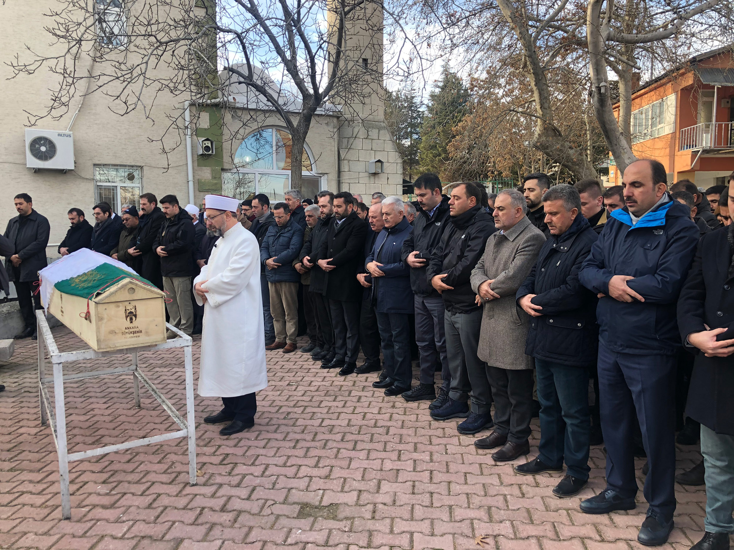 Başkan Altay Deprem Bölgesini Ziyaret Etti