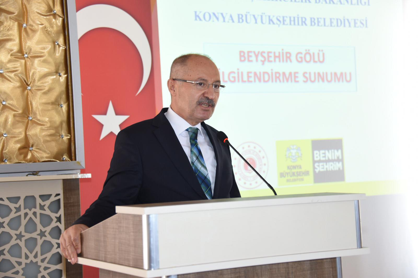 Beyşehir Gölü'nün Temizlenmesi Çalışmaları Masaya Yatırıldı