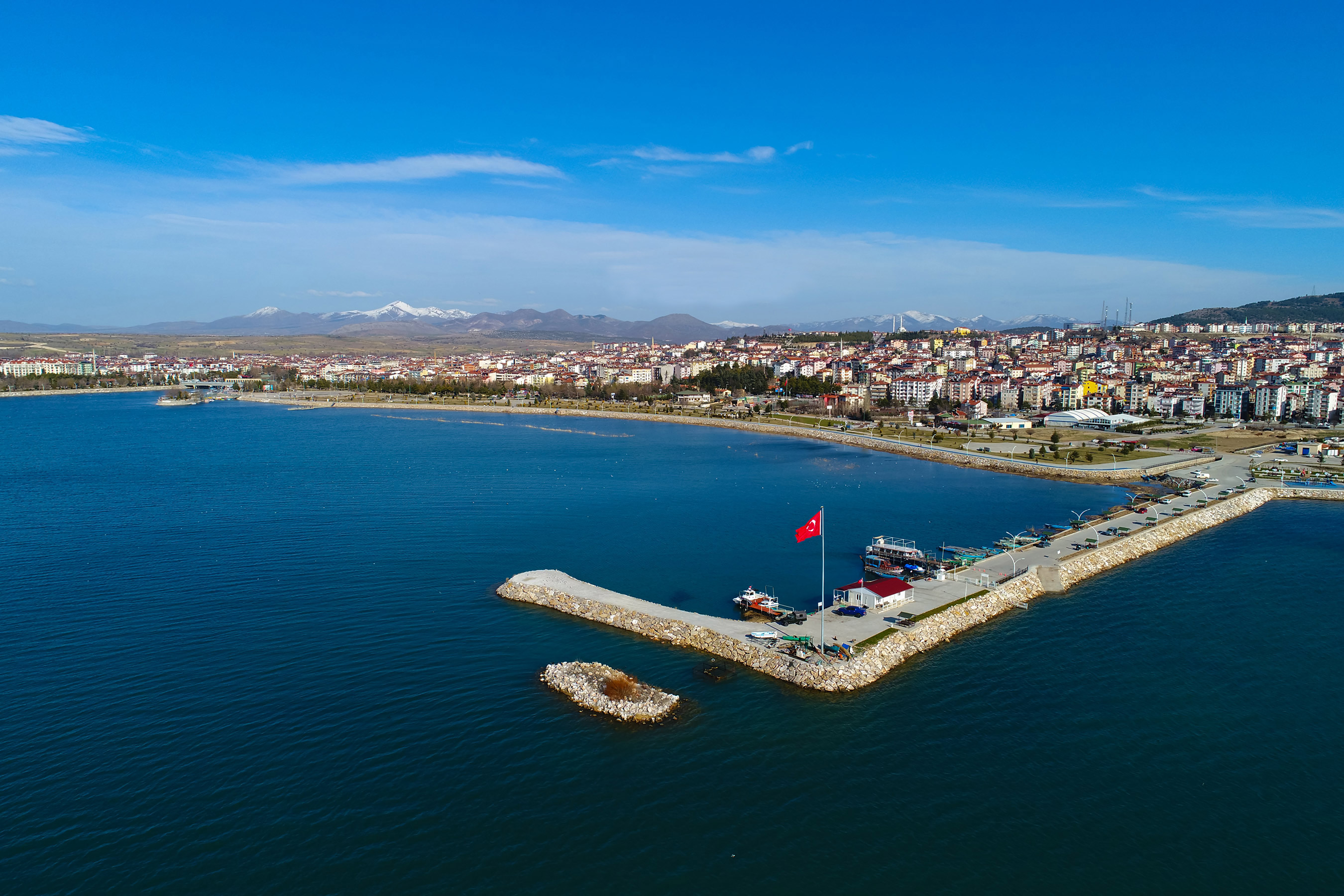 Beyşehir Gölü'nün Temizlenmesi Çalışmaları Masaya Yatırıldı