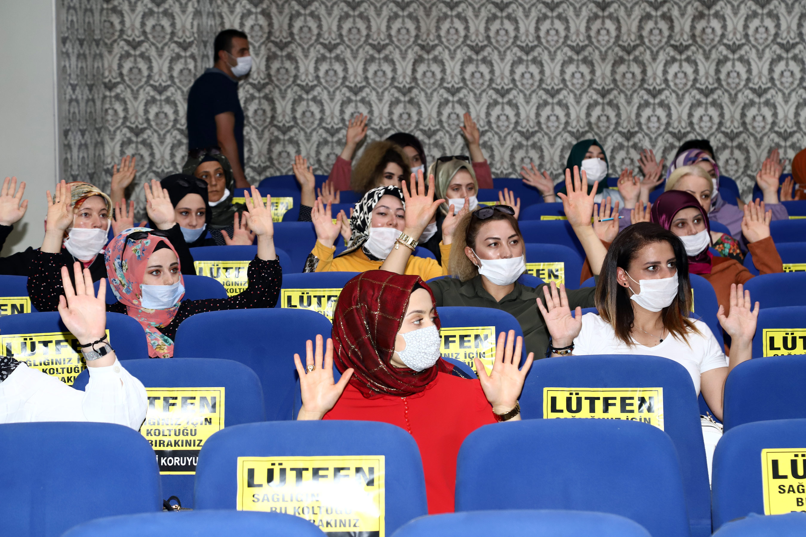 Konya Büyükşehir'den Esnaflara Hijyen Eğitimi