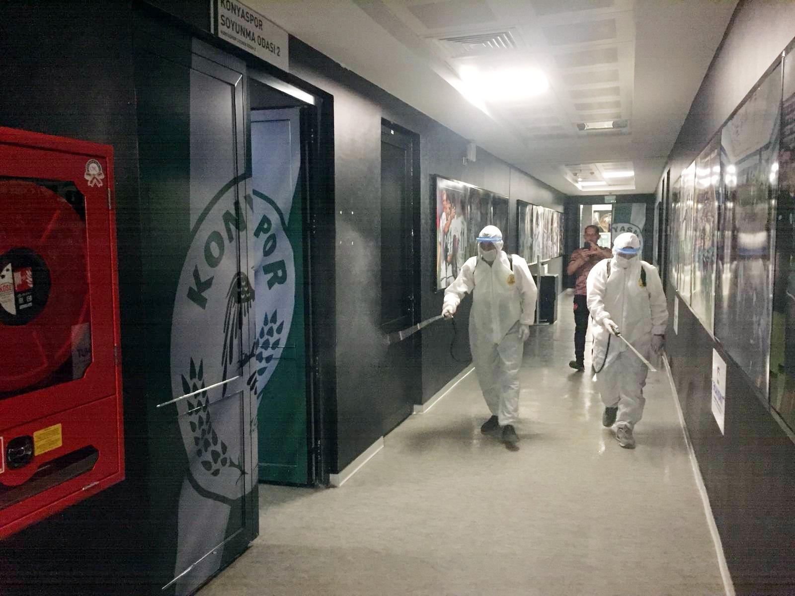 Sivasspor Maçı Öncesi Stadyumun Dezenfeksiyonu Yapıldı