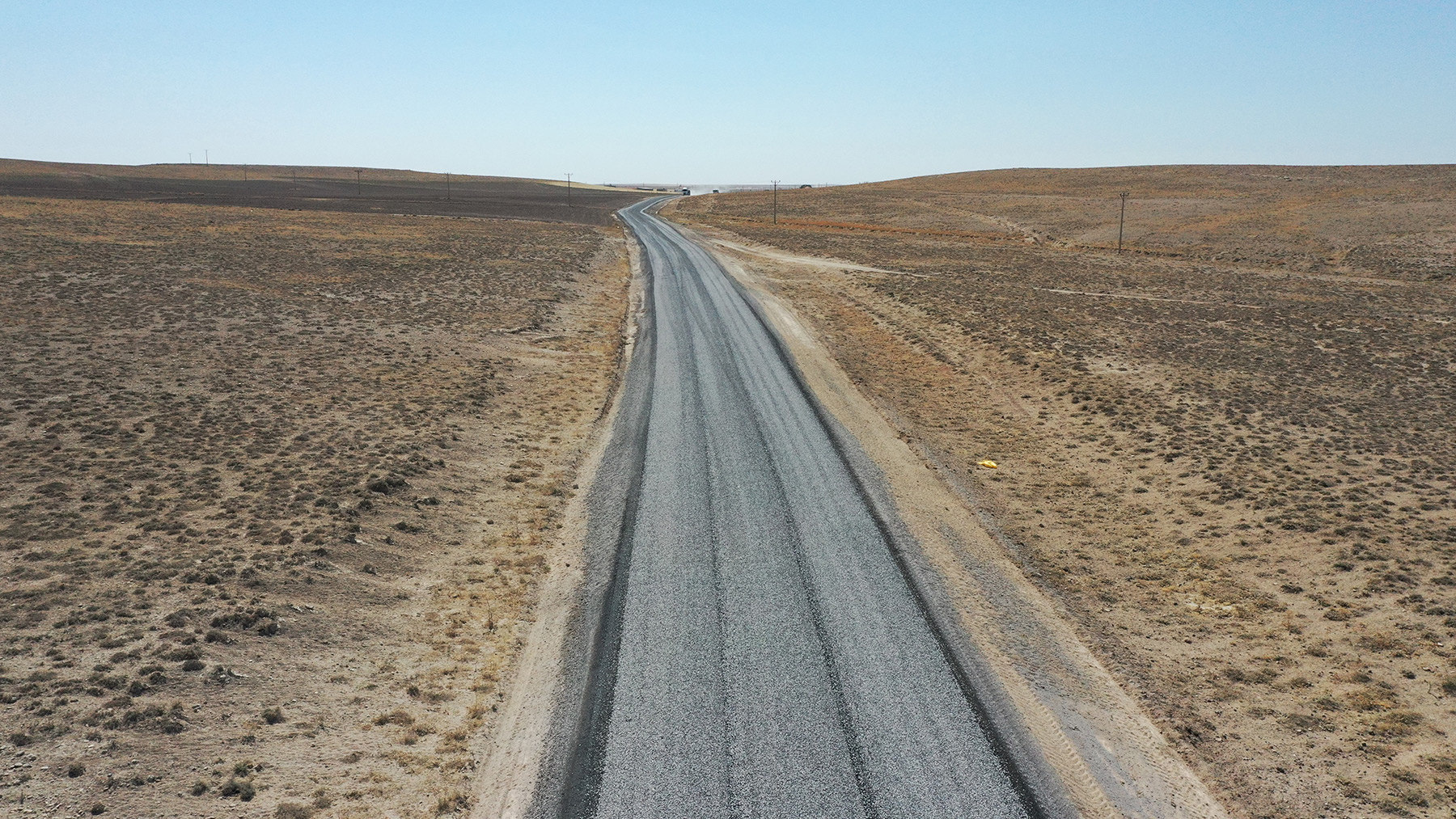 Emirgazi ve Halkapınar'da Mahalle Yolu Ağı Genişliyor