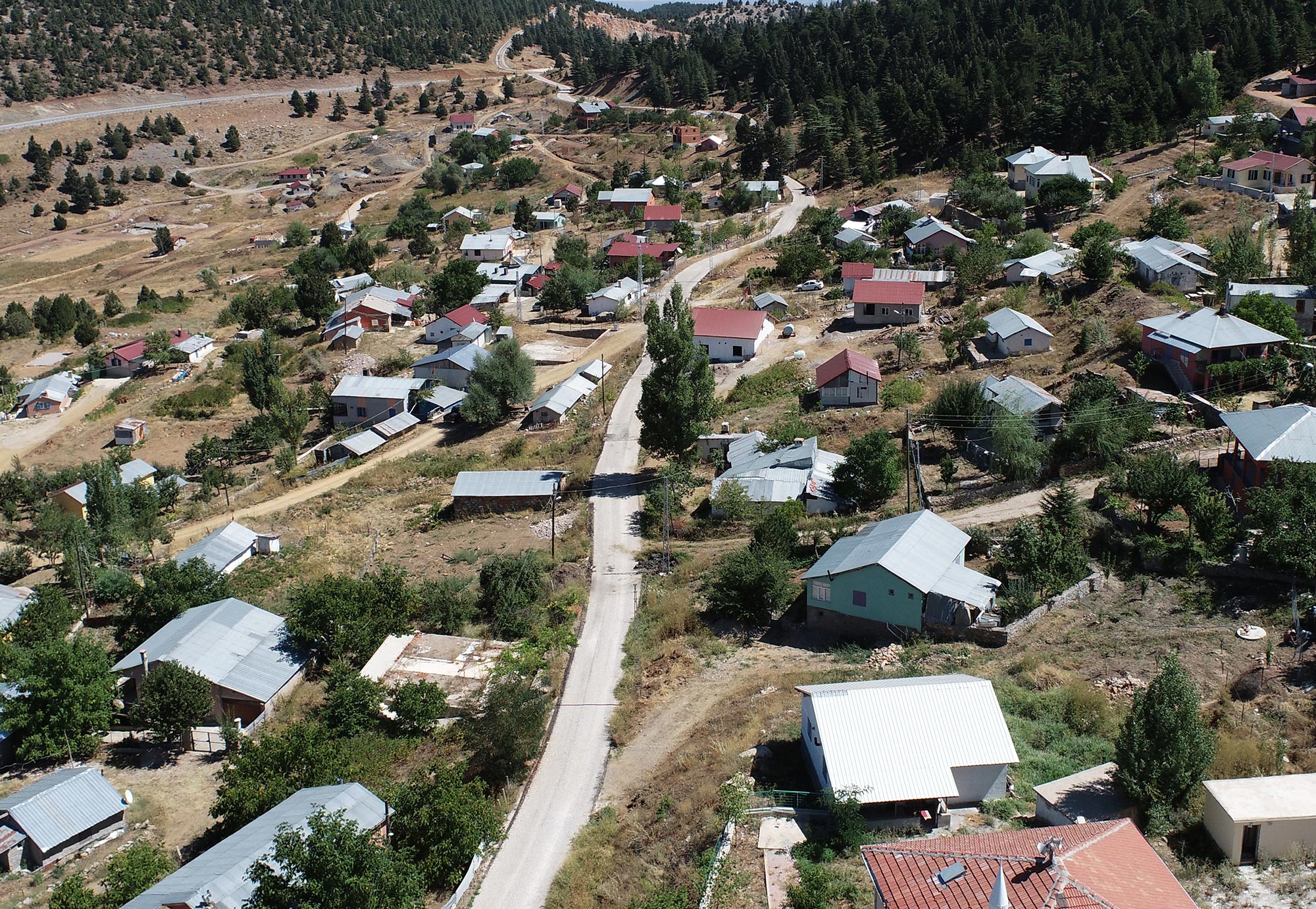 Mahalle Yollarında Kalite Yükseliyor