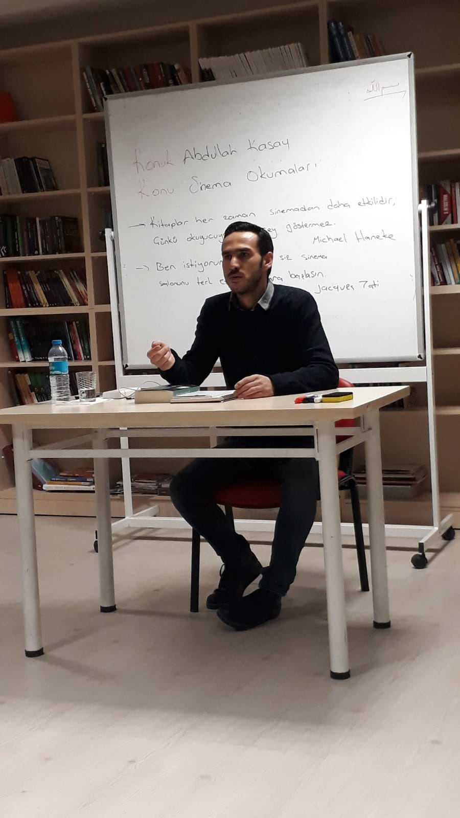 Gençler 'Genç Yazarlar Akademisi'nde Buluşuyor 