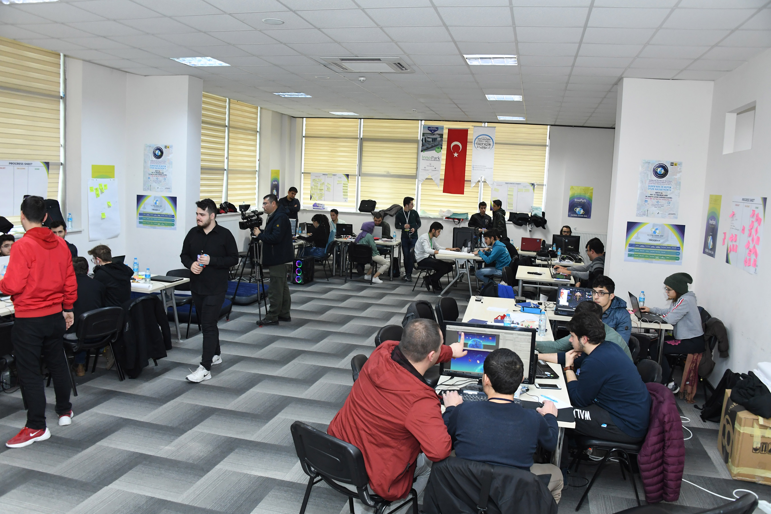 Konya'daki Dijital Oyun Geliştiricileri 'Global Game Jam'de Buluştu