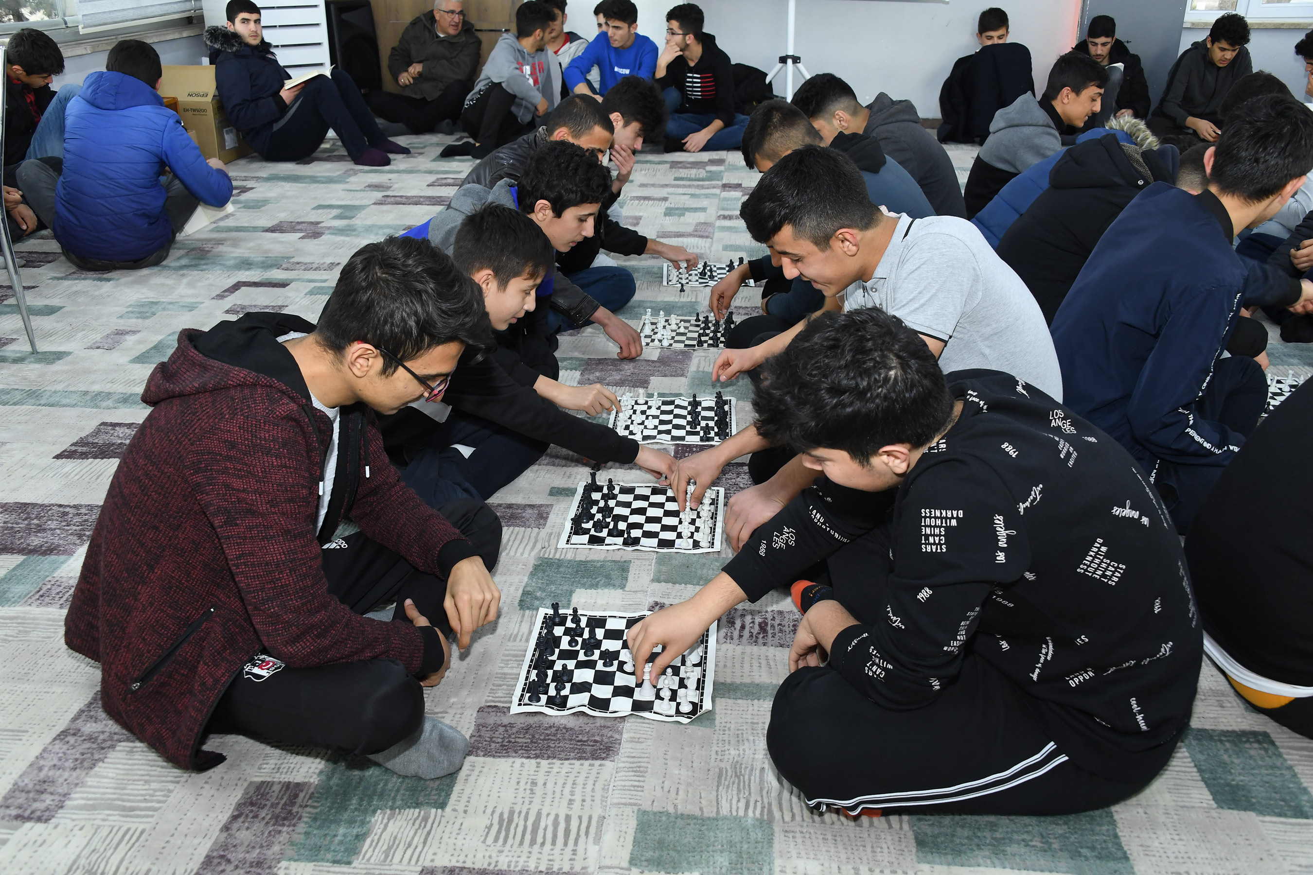 Öğrenciler Atabey Gençlik ve Eğitim Kampında Geleceğe Hazırlanıyor