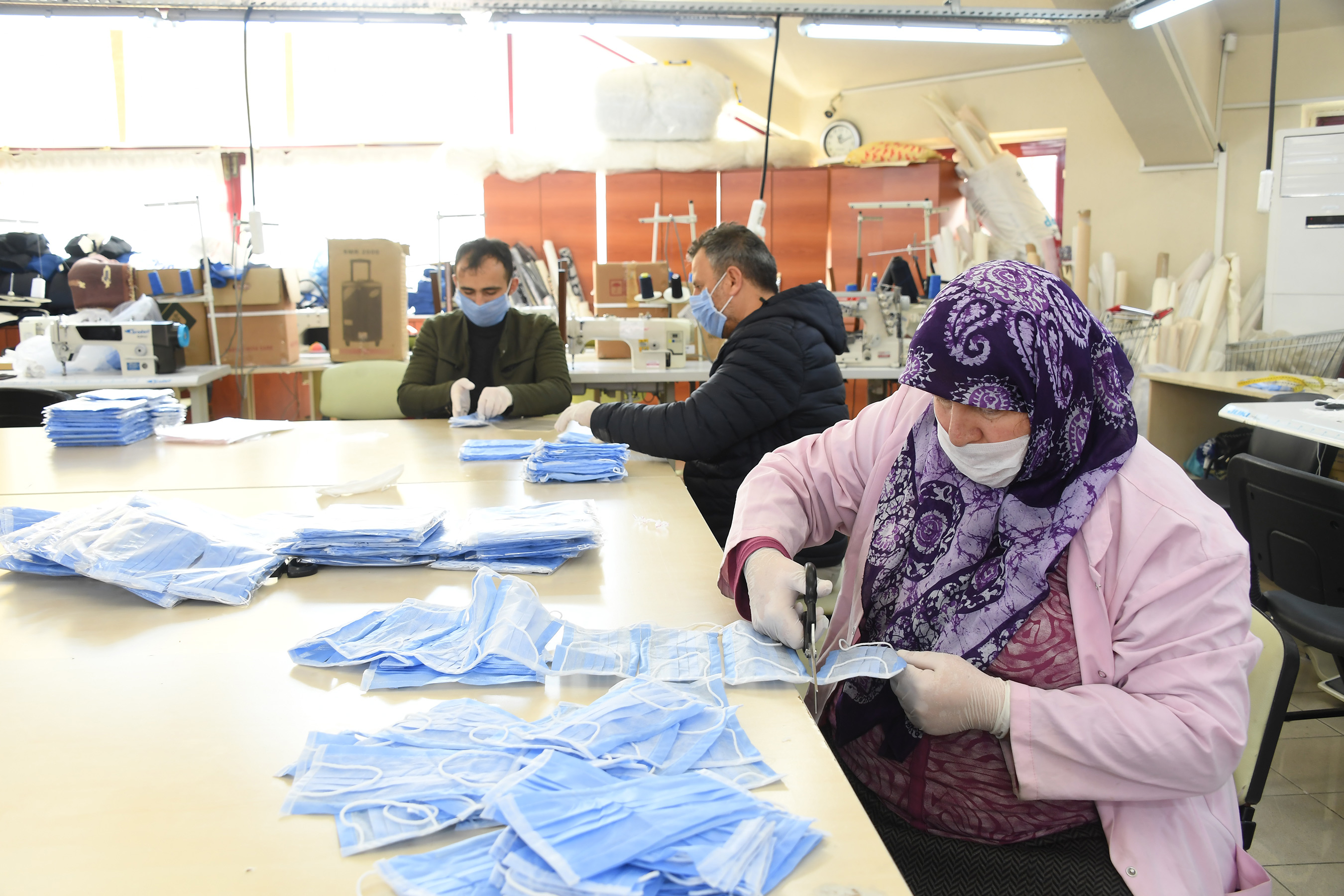 KOMEK Günlük 15 Bin Maske Üretiyor
