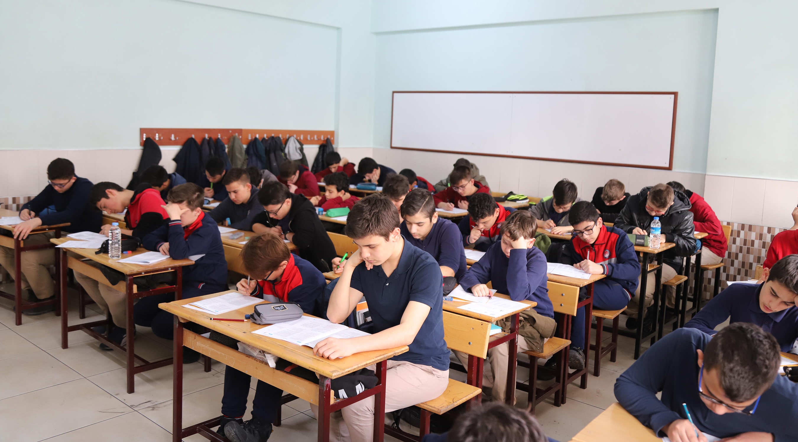 Büyükşehir'den Ödüllü Liselere Giriş İzleme ve Değerlendirme Sınavı