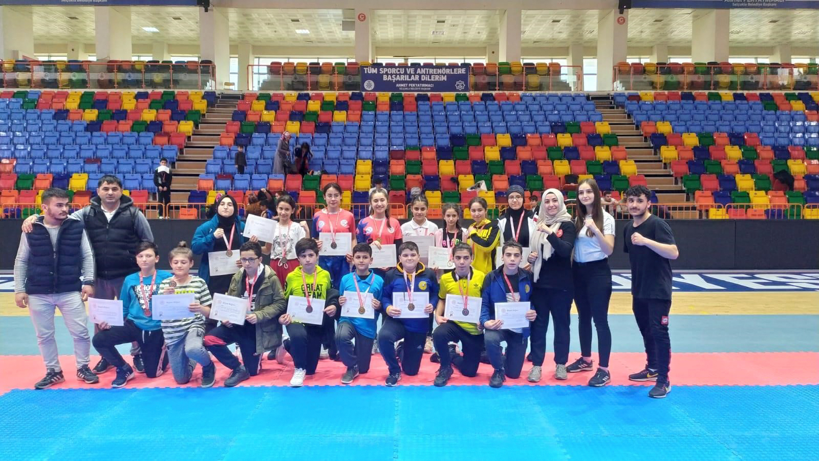 Wushu'da 19 Madalya Birden